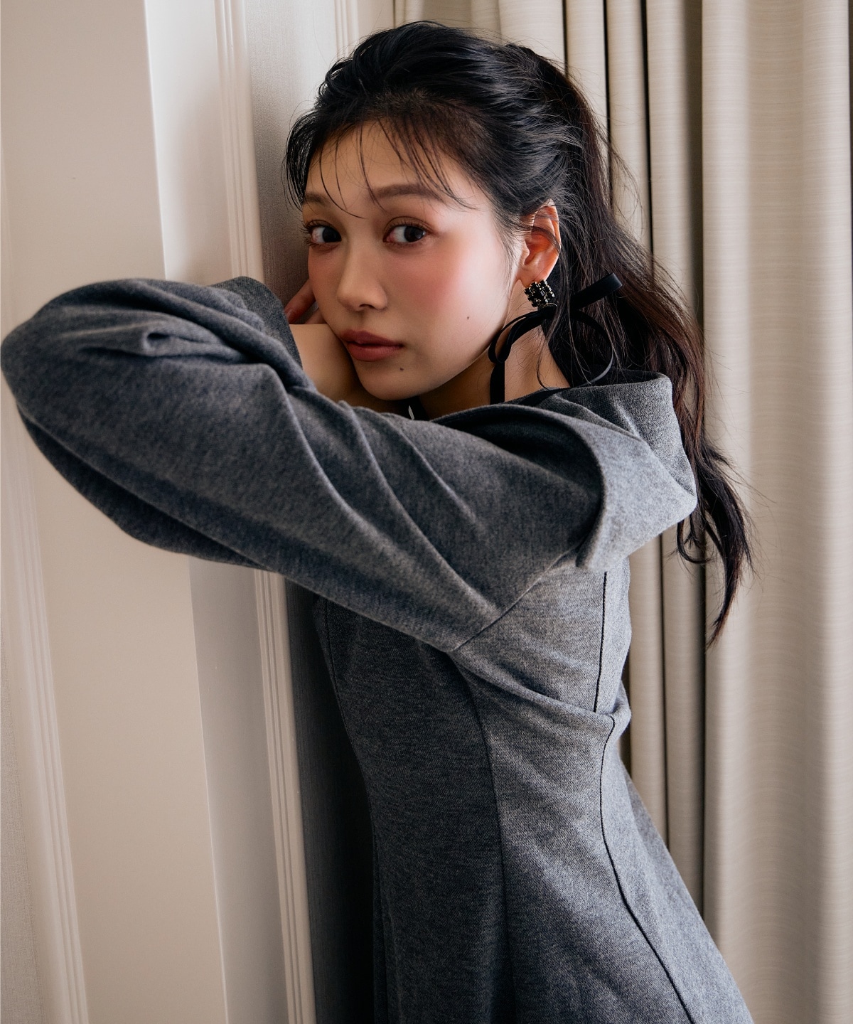 センターZIPミニワンピース