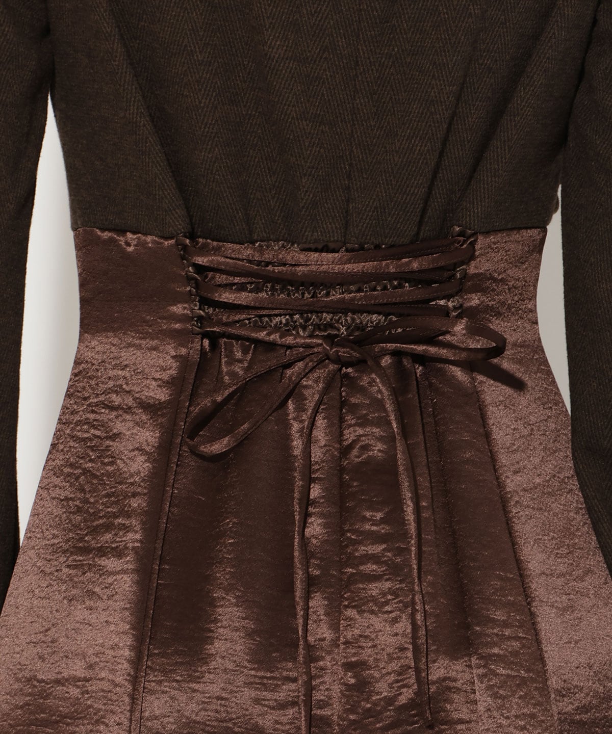 サテンドッキングワンピース