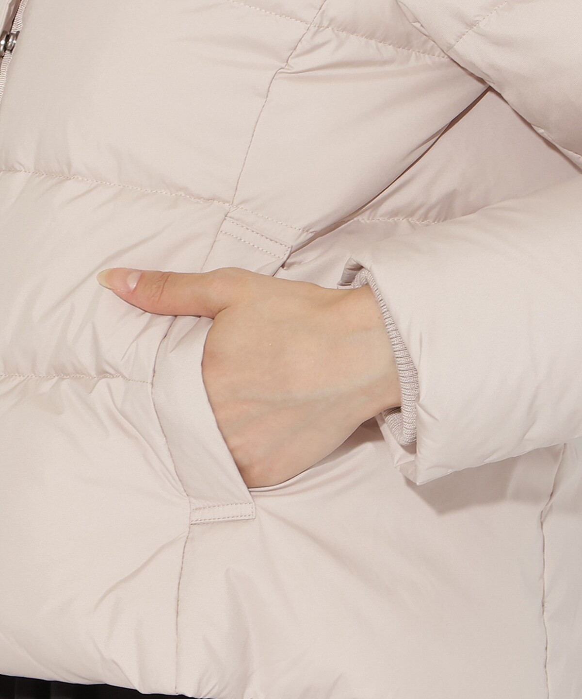 FOXファー付きプレミアムショートダウン