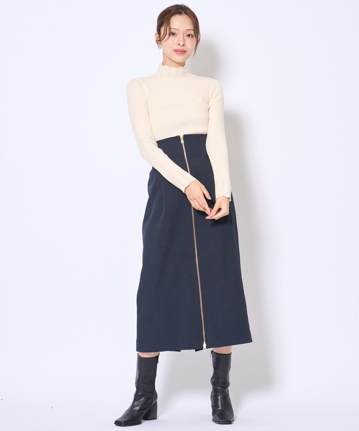 スカラハイネックニットプルオーバー