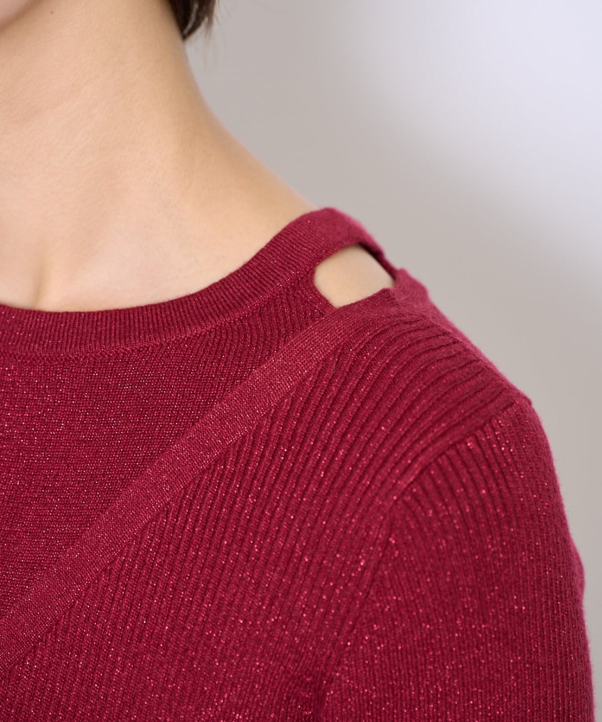 ホルタードッキングカーディガン風プルオーバー