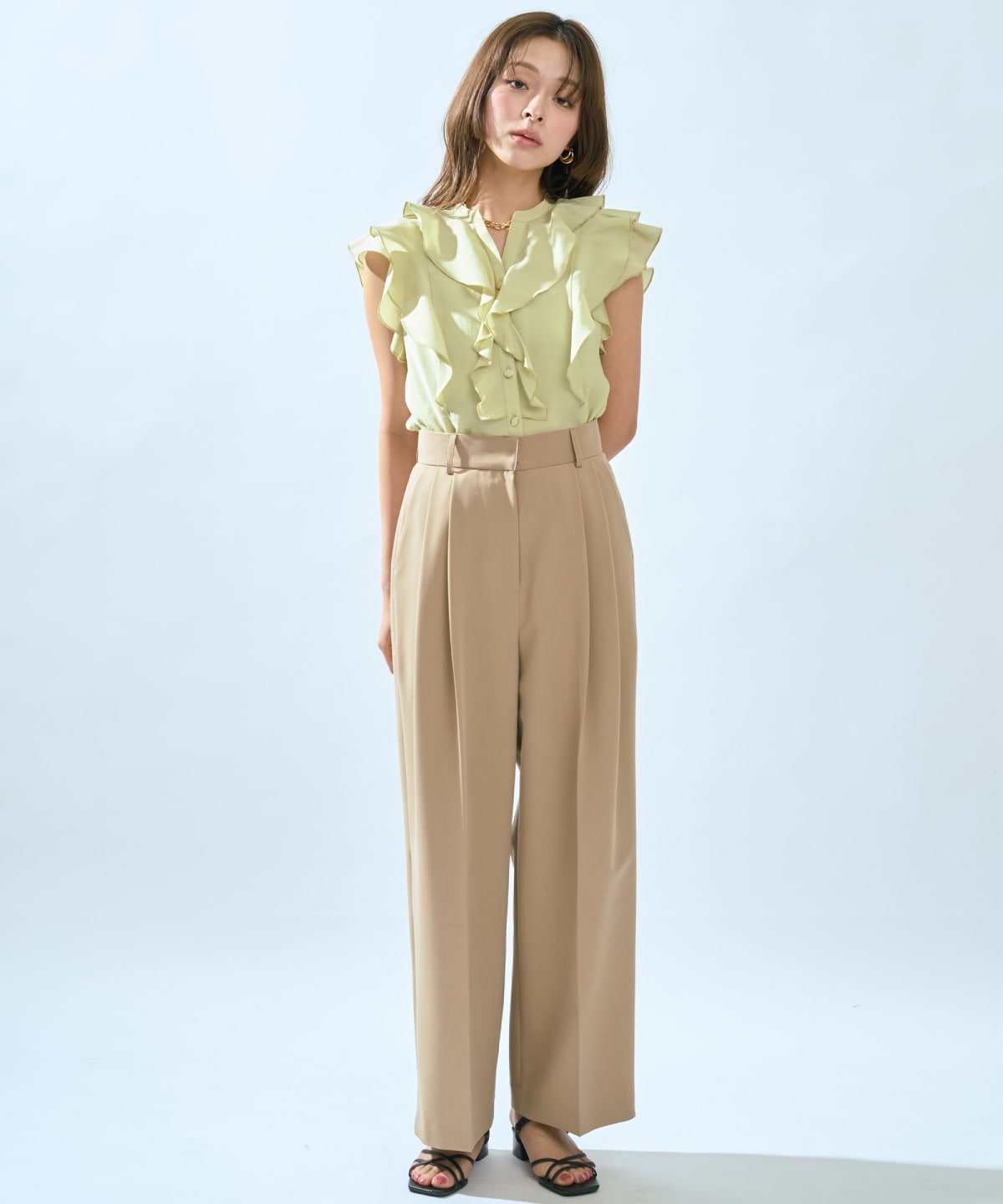 【先行予約受付中】フレンチスリーブラッフルブラウス