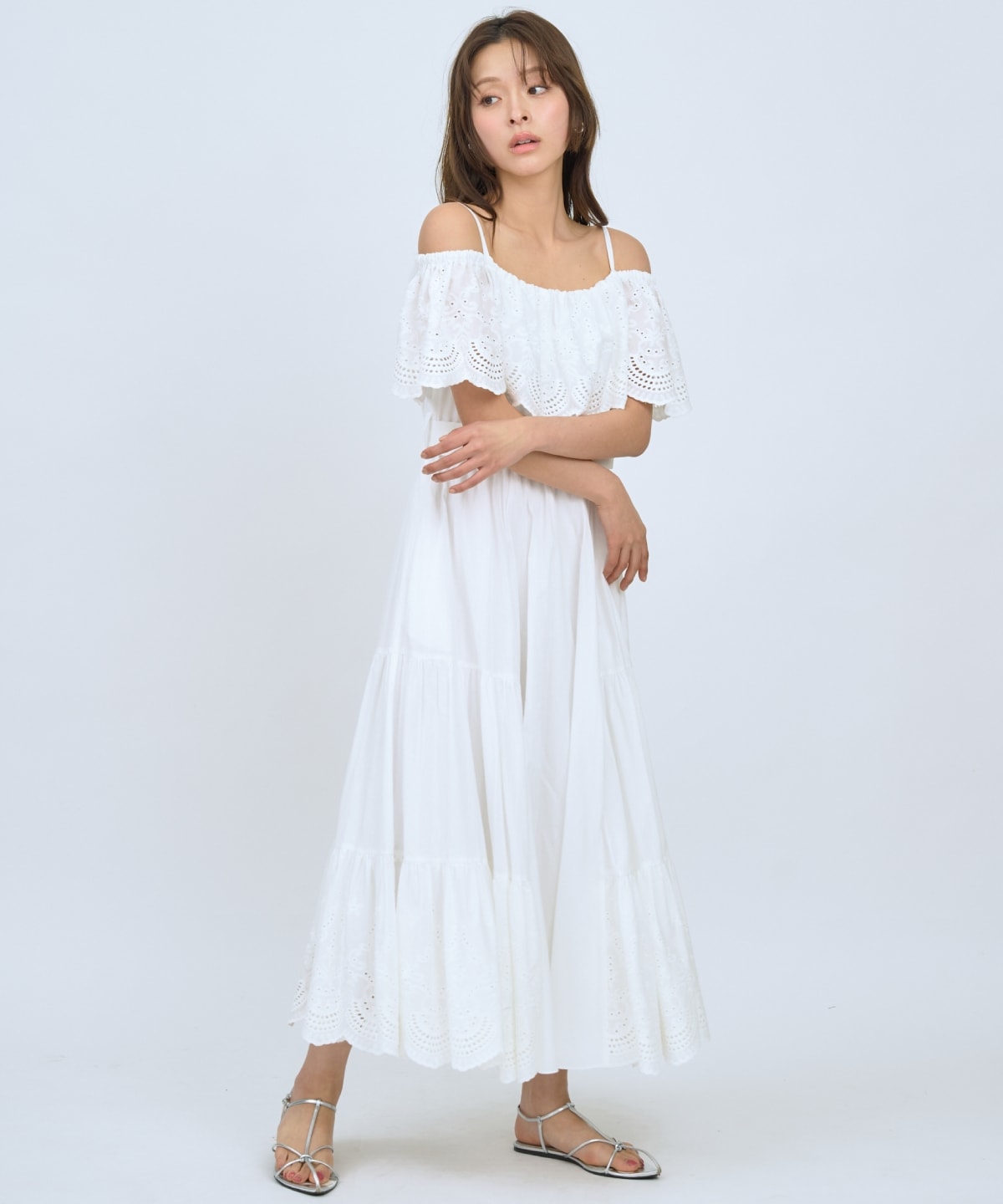レースオフショルティアードワンピース