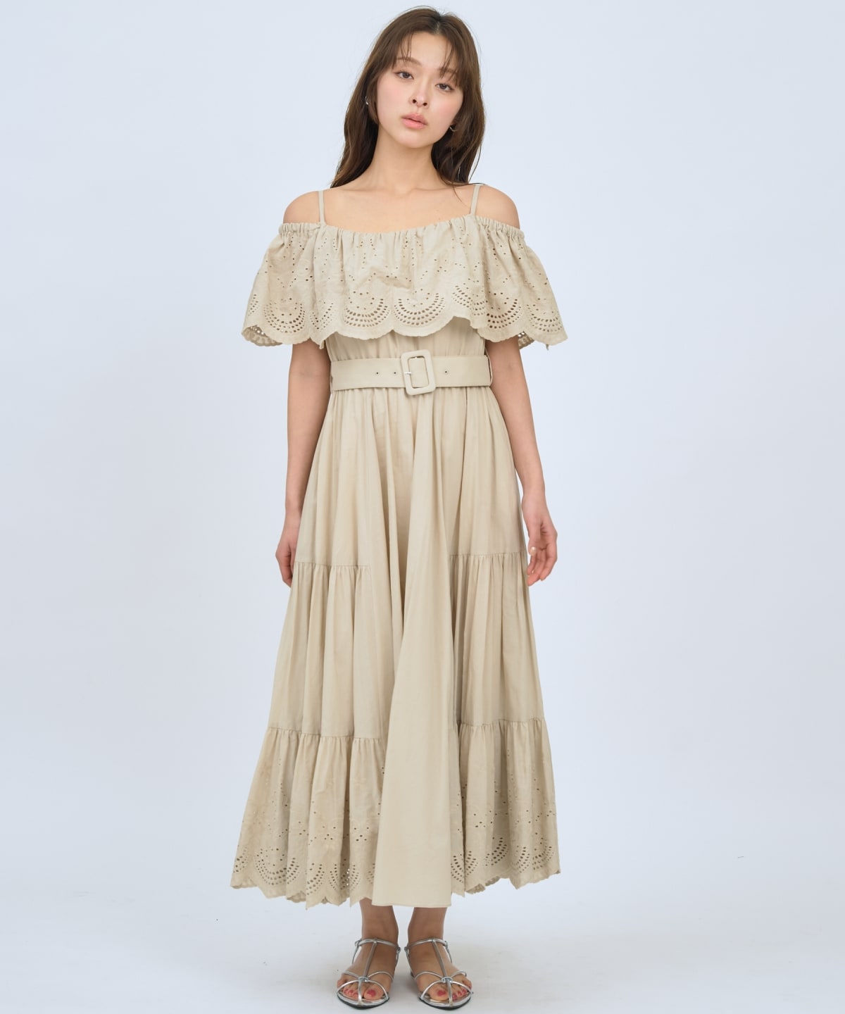 レースオフショルティアードワンピース