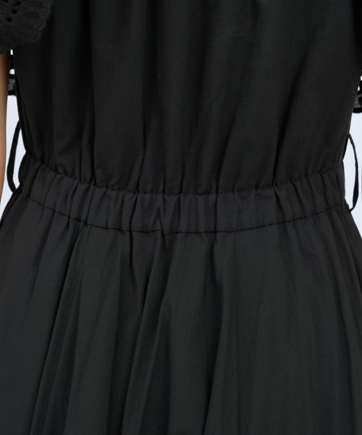 レースオフショルティアードワンピース