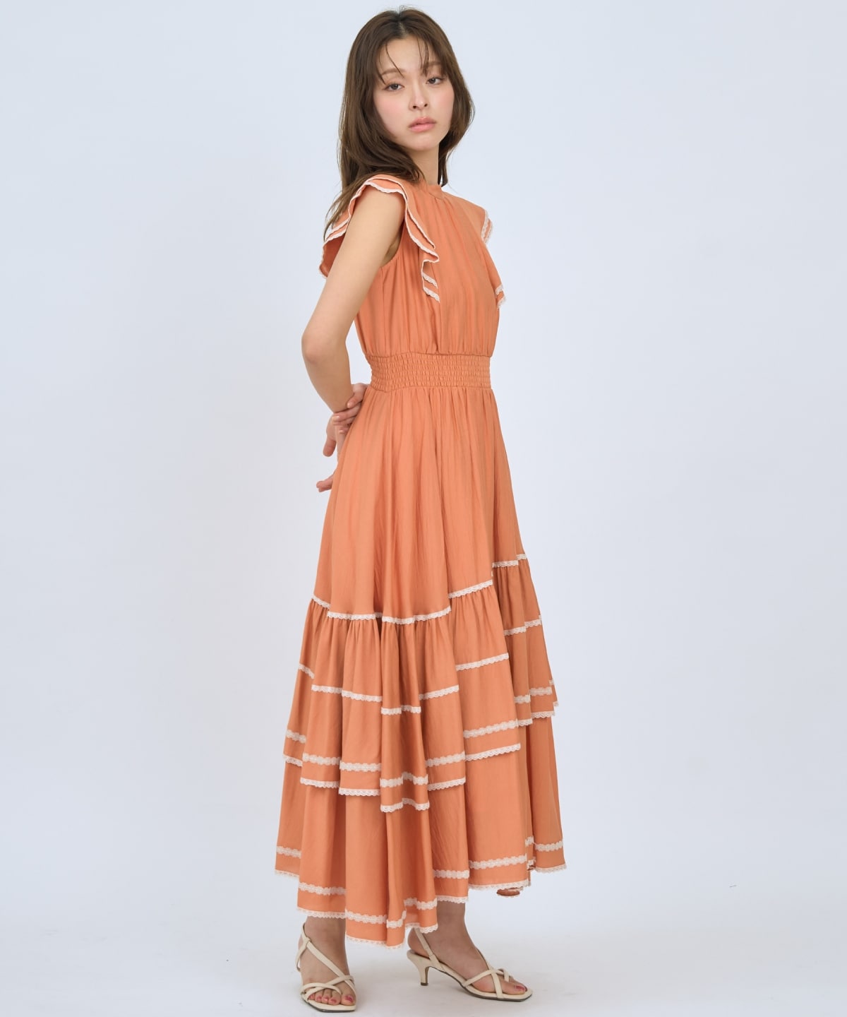 レーストリミングティアードワンピース