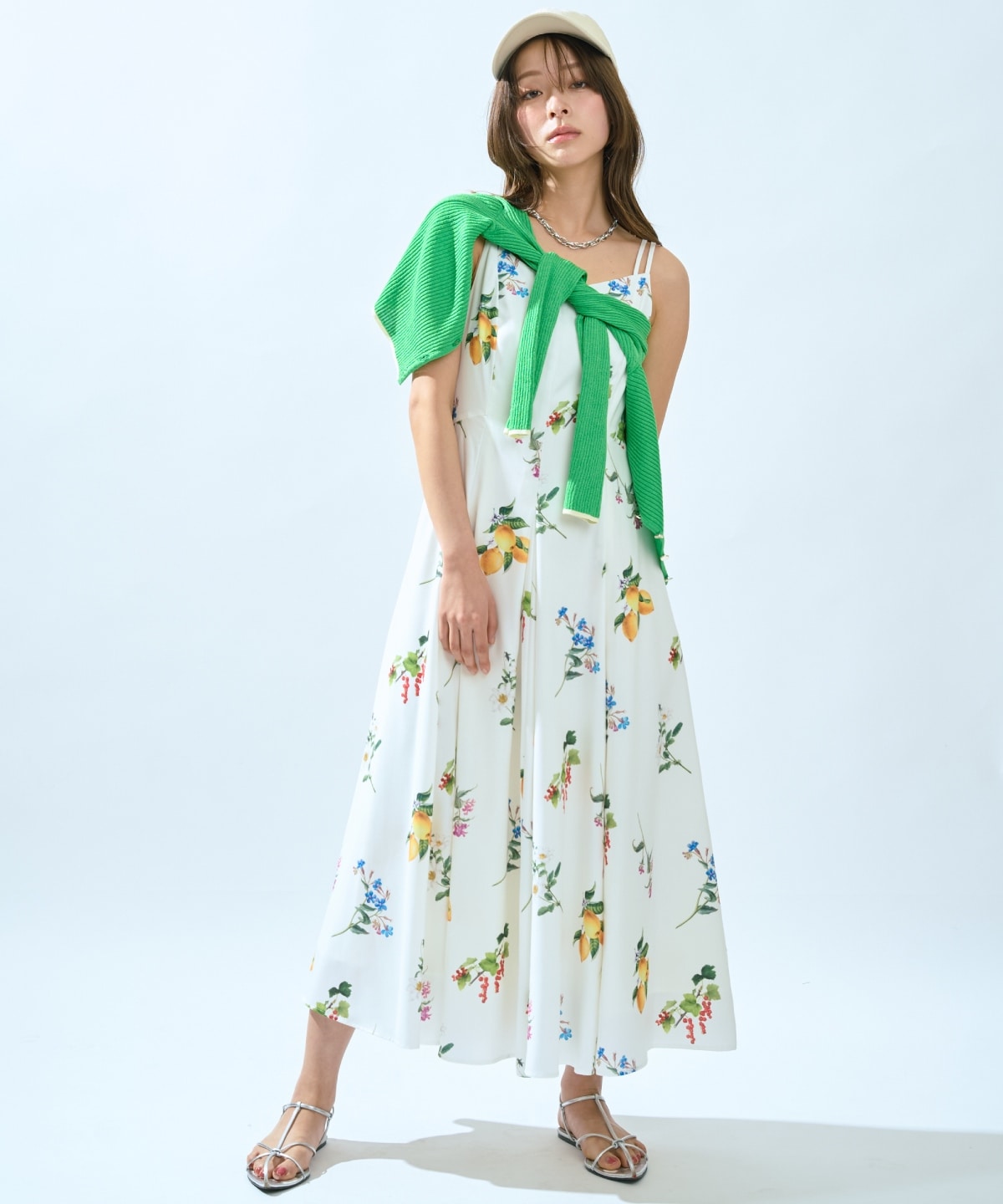 【5/14(木)一部店舗先行発売】フルーツ×フラワープリントワンピース