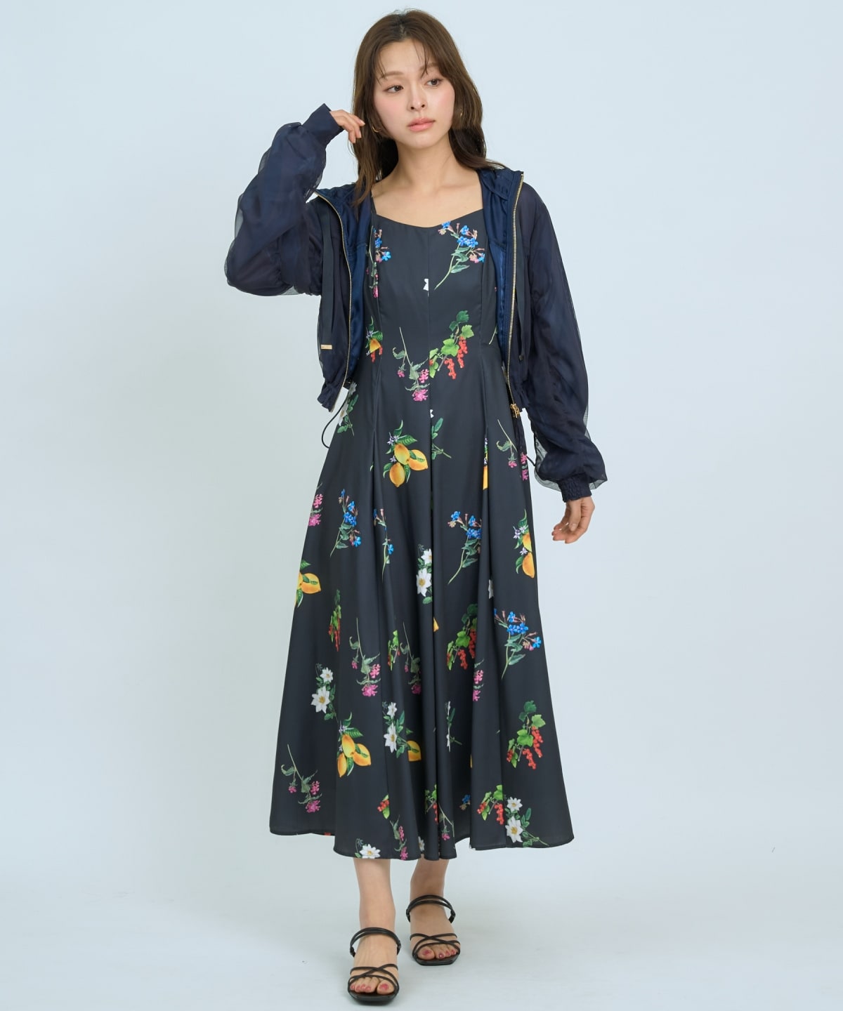 【5/14(木)一部店舗先行発売】フルーツ×フラワープリントワンピース