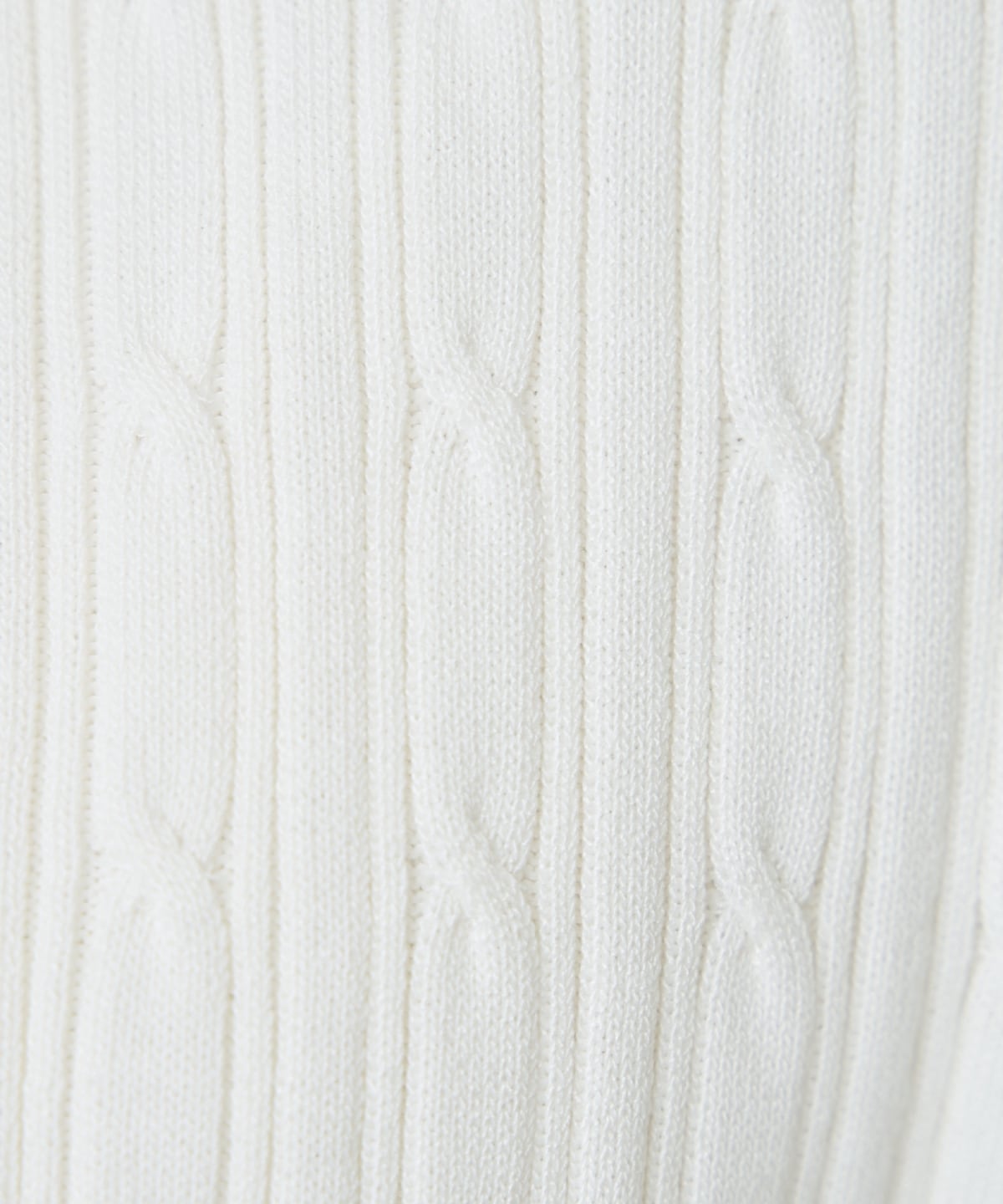 ケーブル編みカーディガンアンサンブル