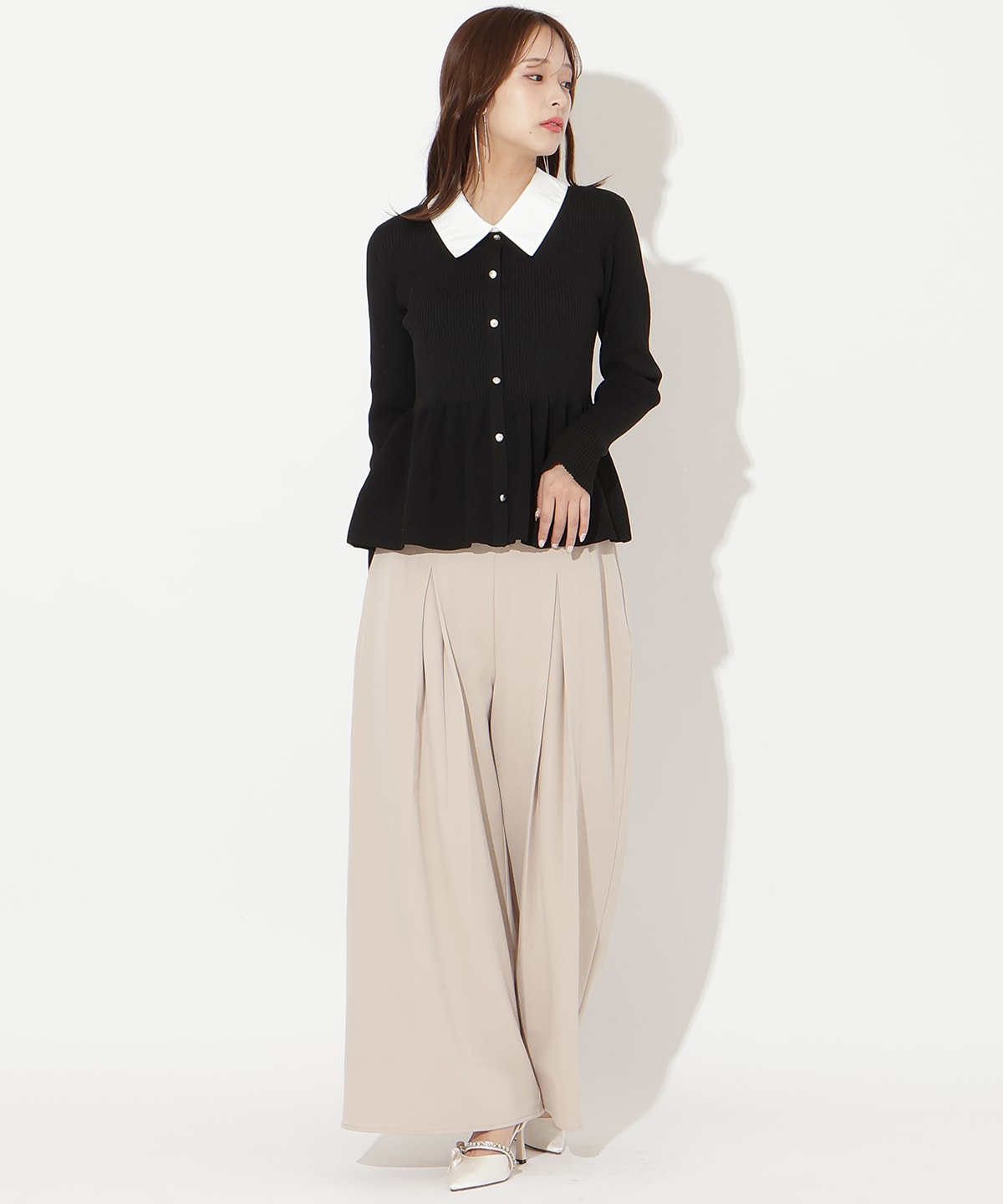 【先行予約受付中】シャツ襟付きペプラムニットプルオーバー