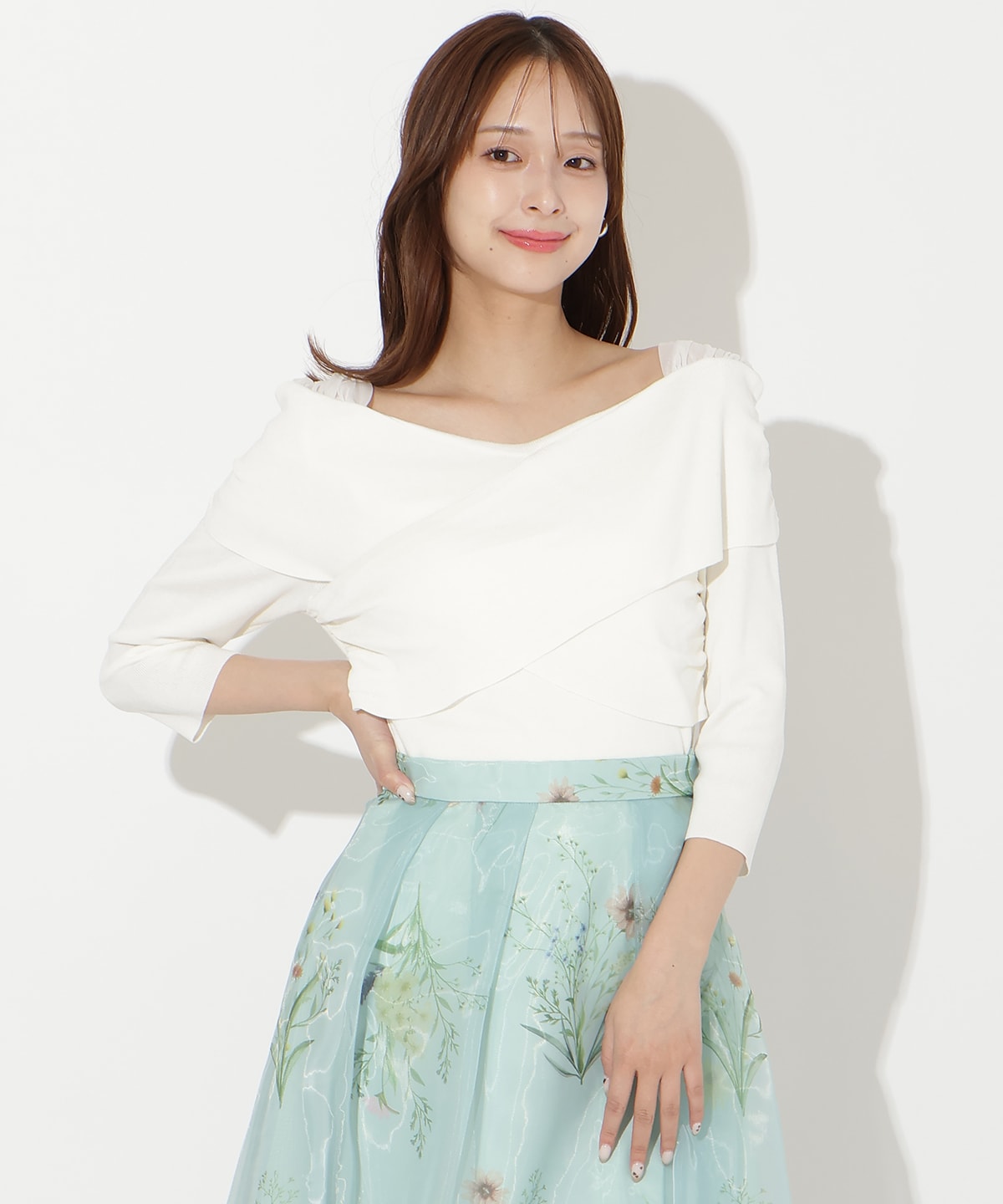 【先行予約受付中】7分袖クロスネックニットプルオーバー