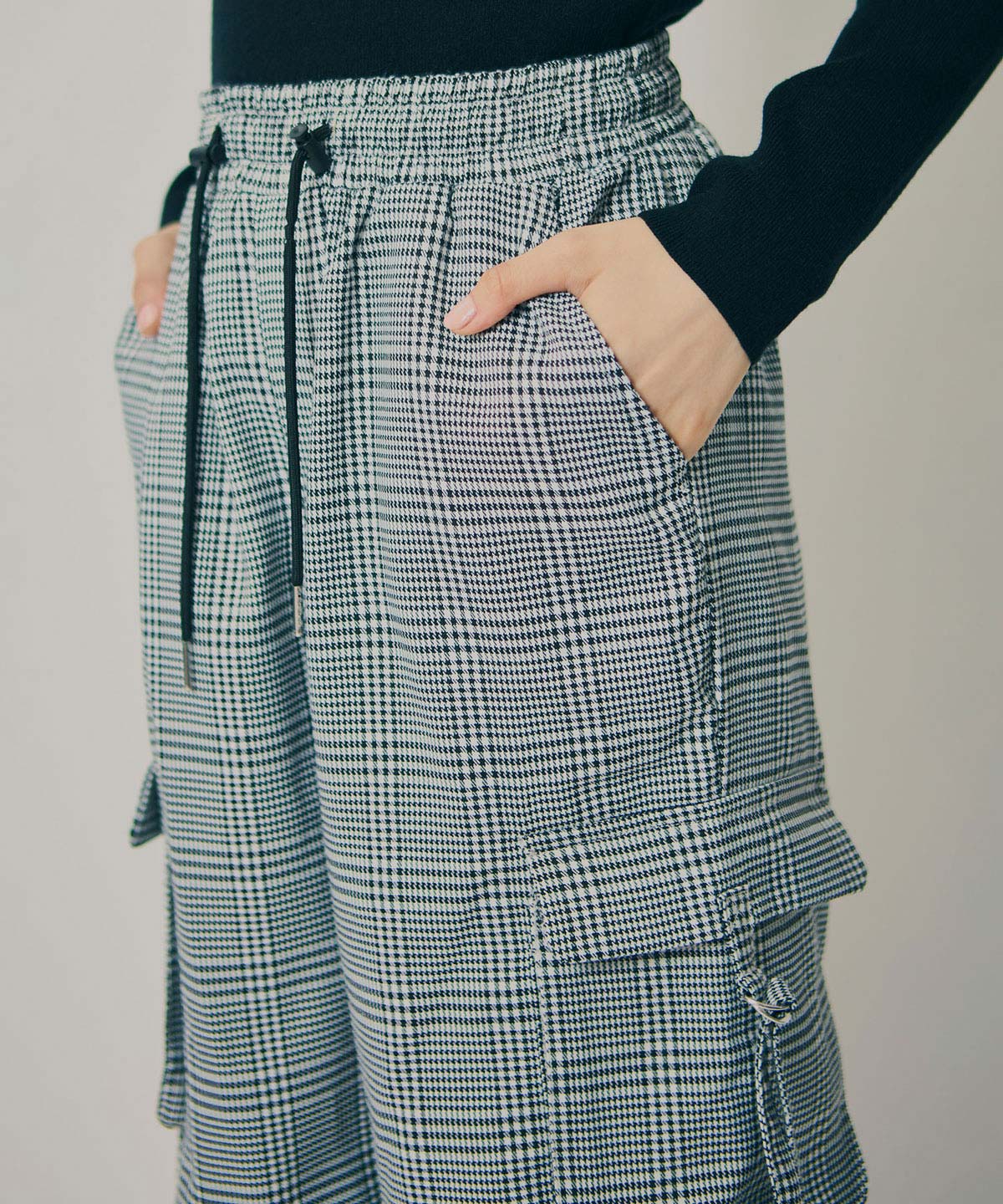 タブポケットカーゴパンツ