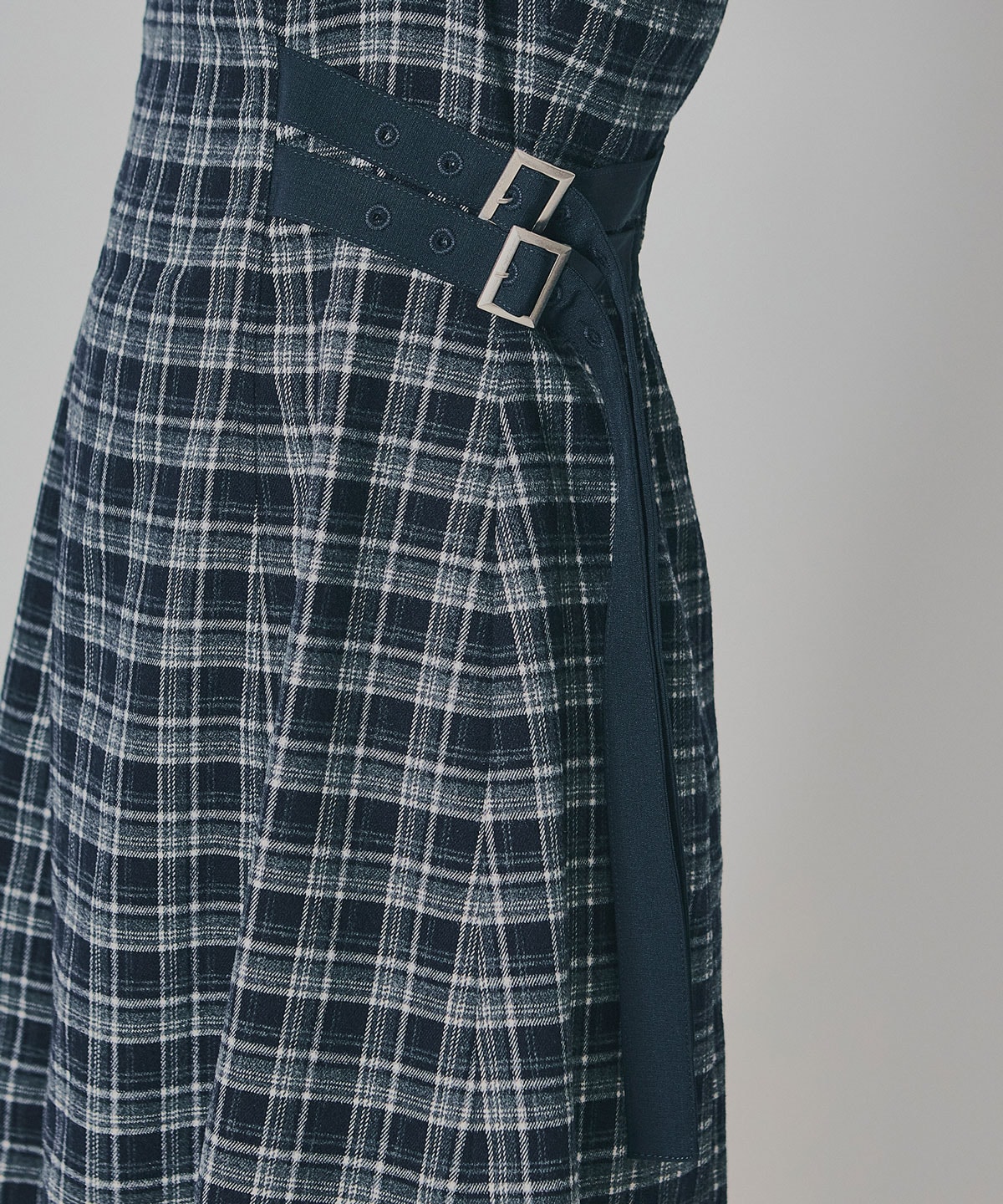 チェックショートジャケット×Wベルトワンピースセットアップ