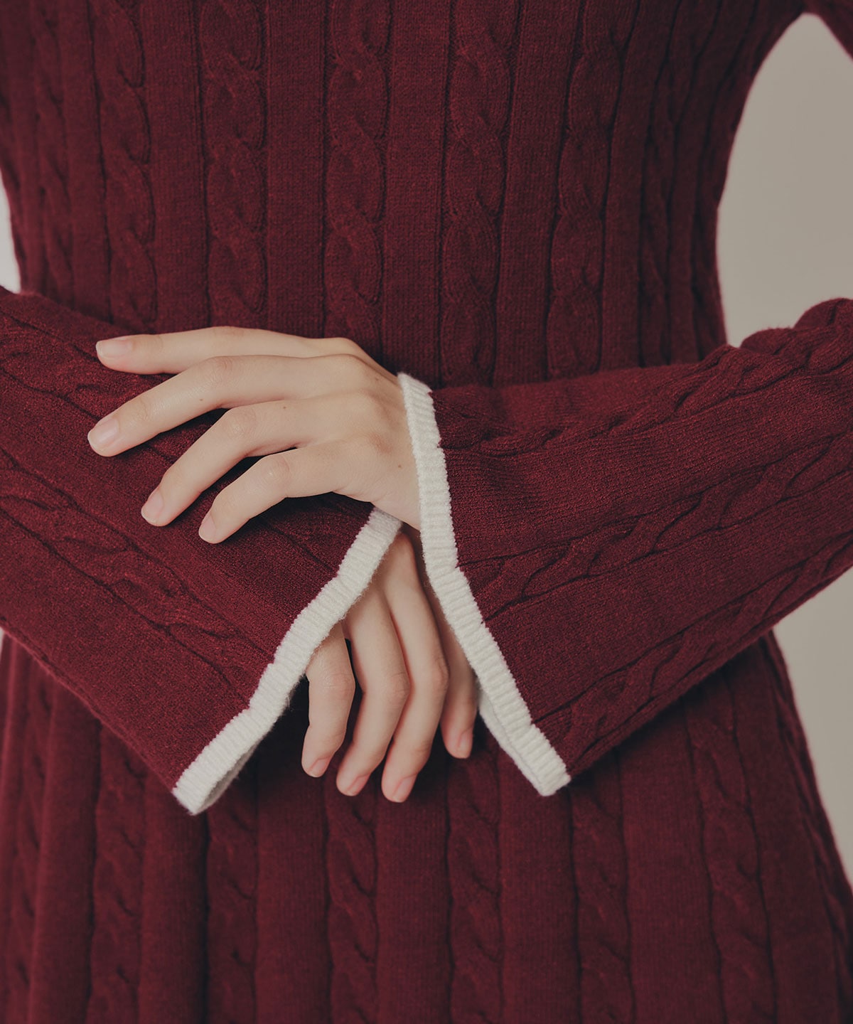 ラインケーブルミニニットワンピース