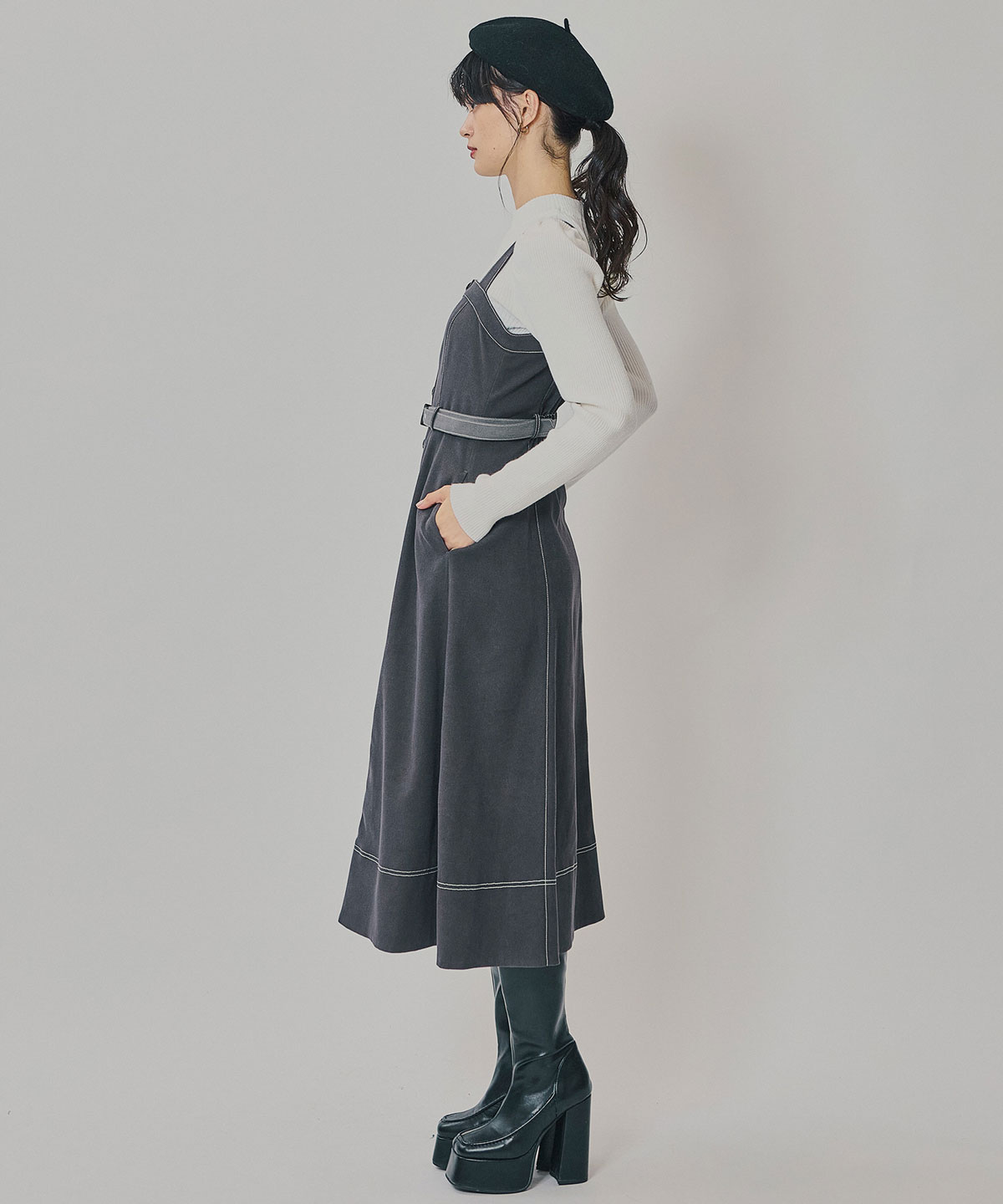 スエードライクショートジャケット×バイカラーワンピースセットアップ