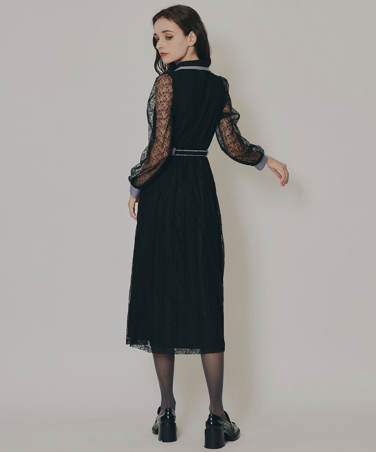 バイカラーレースプリーツロングスリーブワンピース