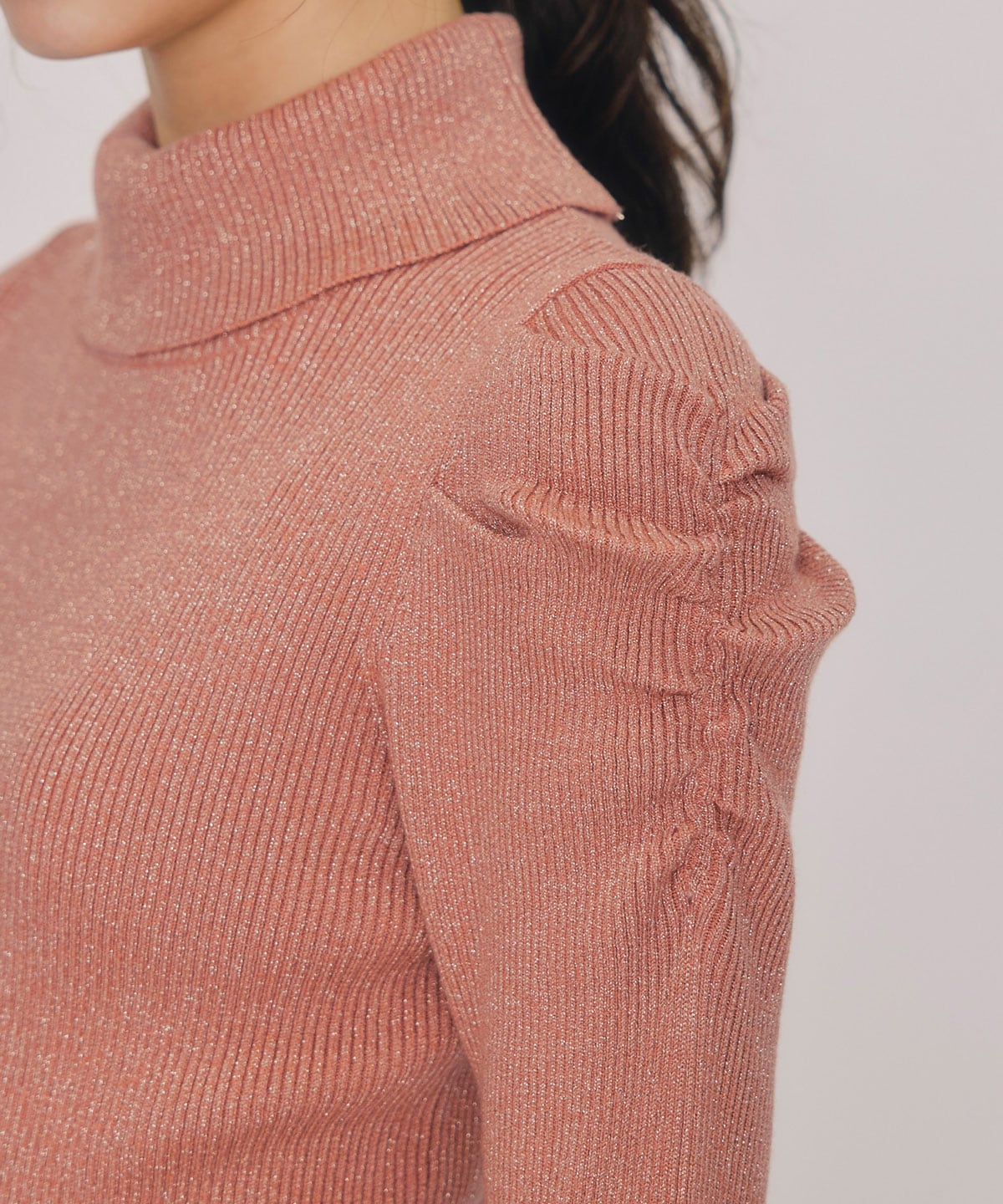 ラメタートルニットプルオーバー