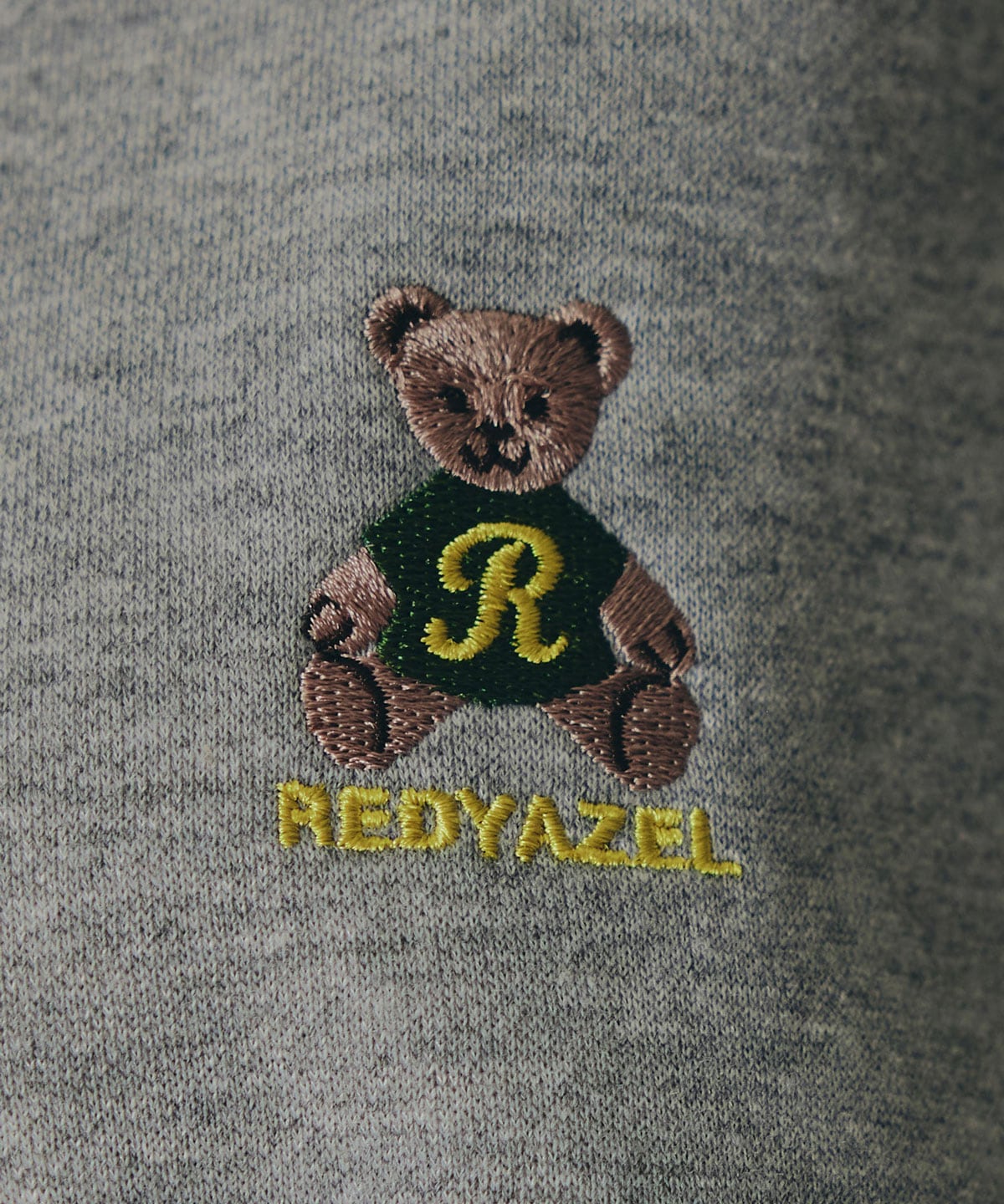 Azelyコンパクトフーディ