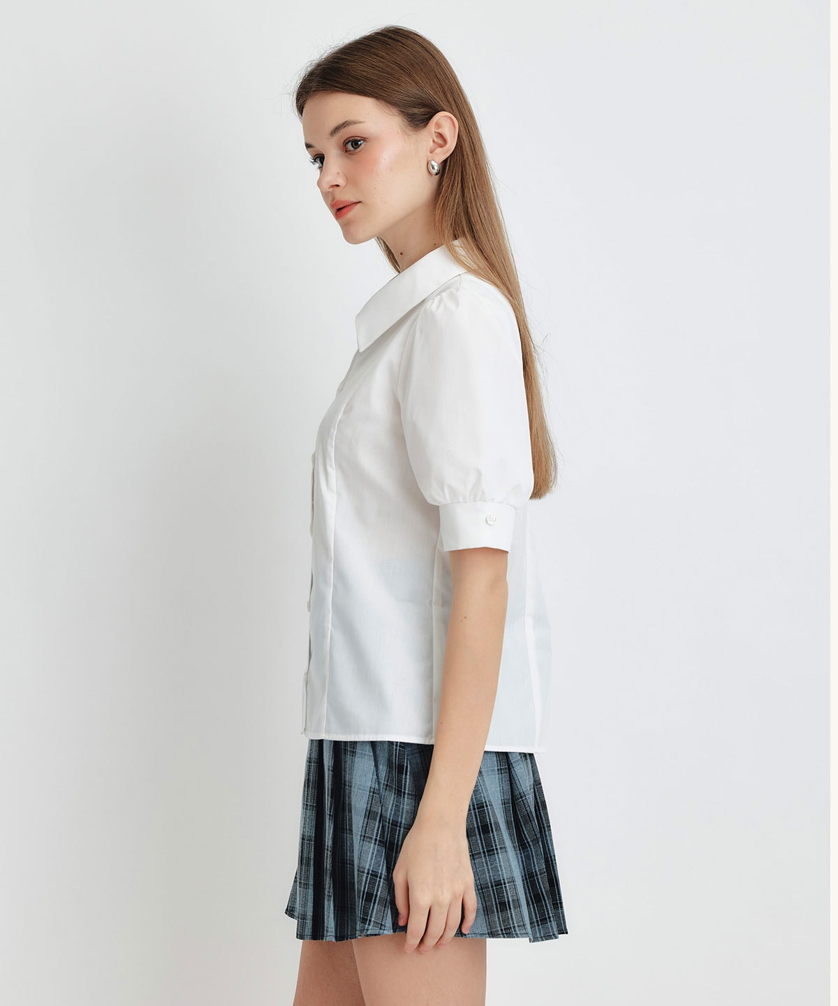 ロゴリボンパフスリーブブラウス