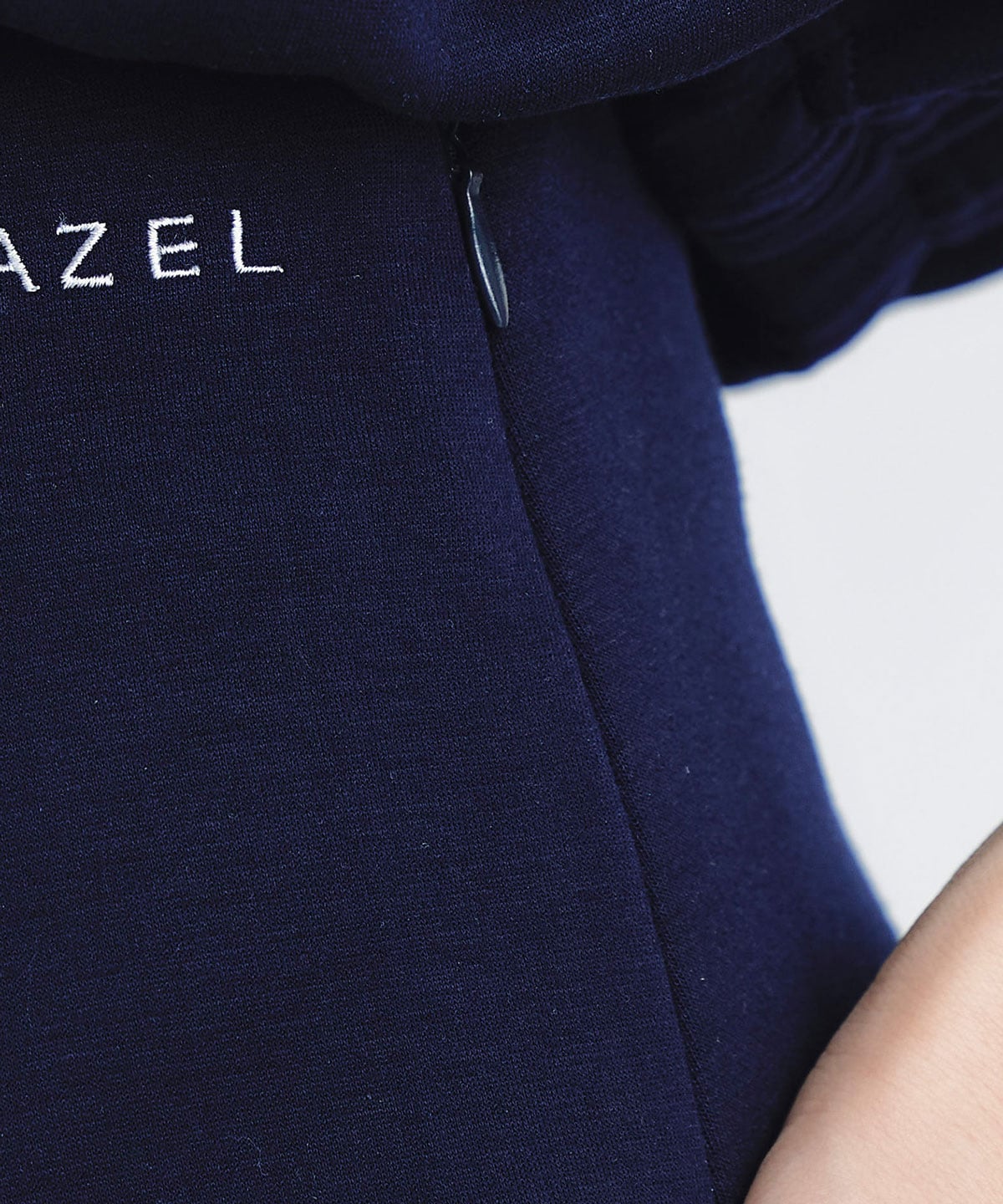 ダンボールセミマーメイドスリットロングスカート