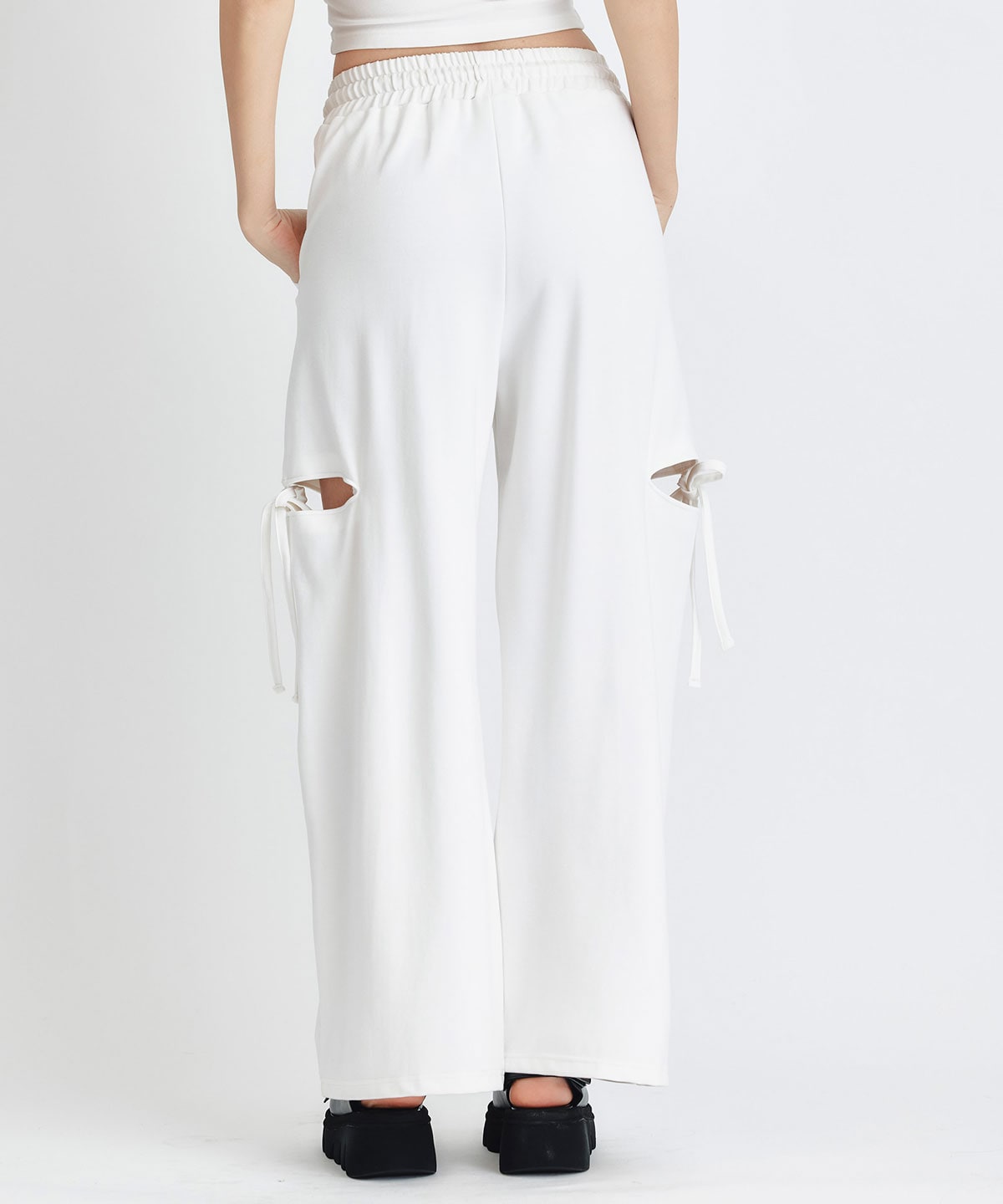 サイドカッティングリボンワイドパンツ