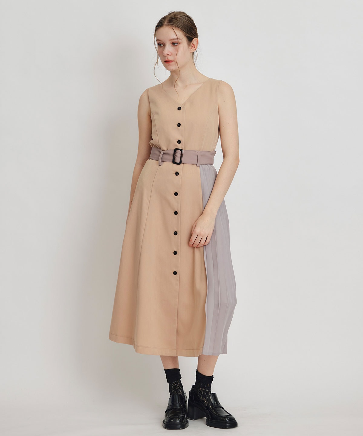 トレンチディティールショートシャツジャケット×バイカラープリーツフレアロングワンピースセットアップ