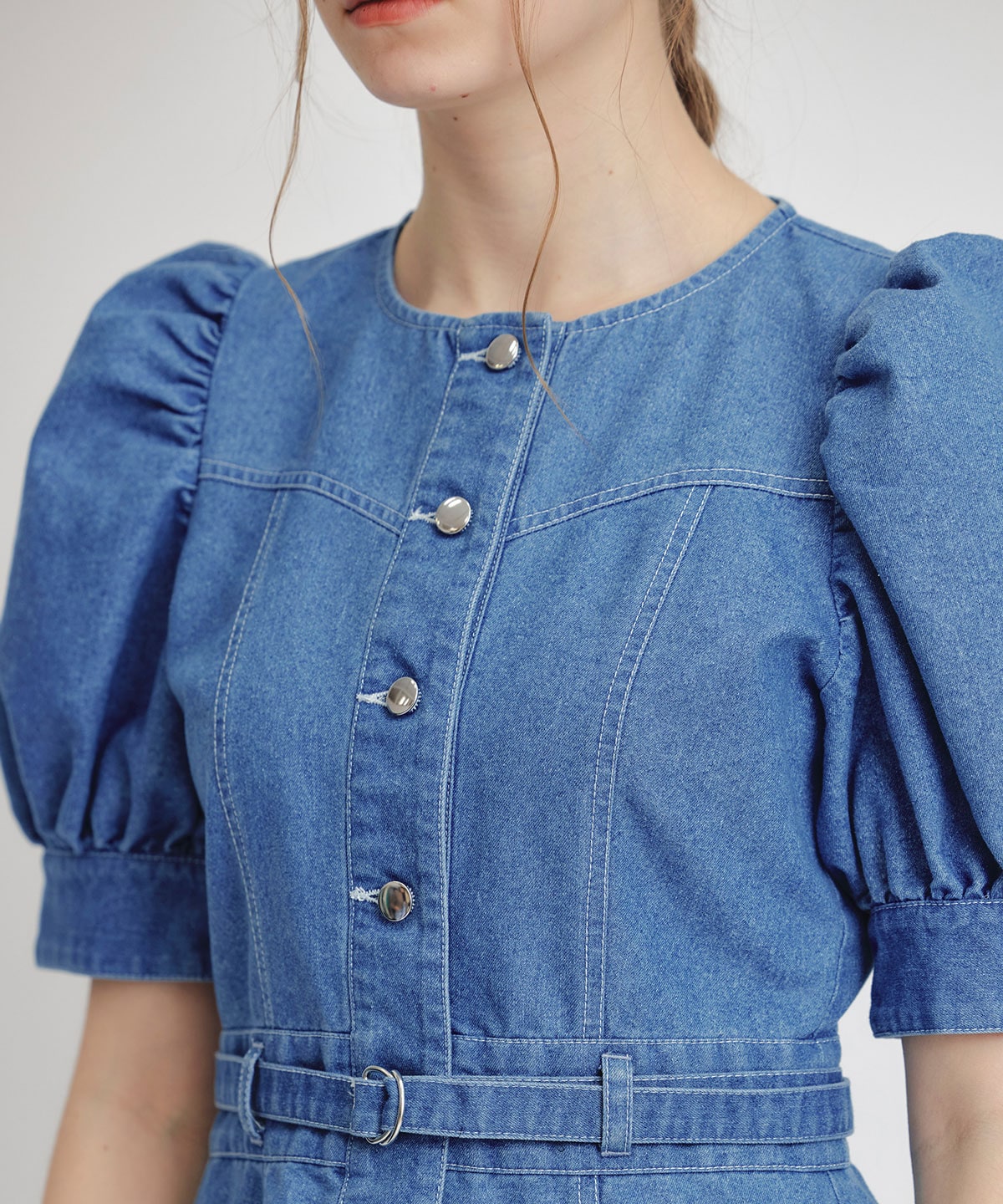 ノーカラーデニムパフフレアロングワンピース