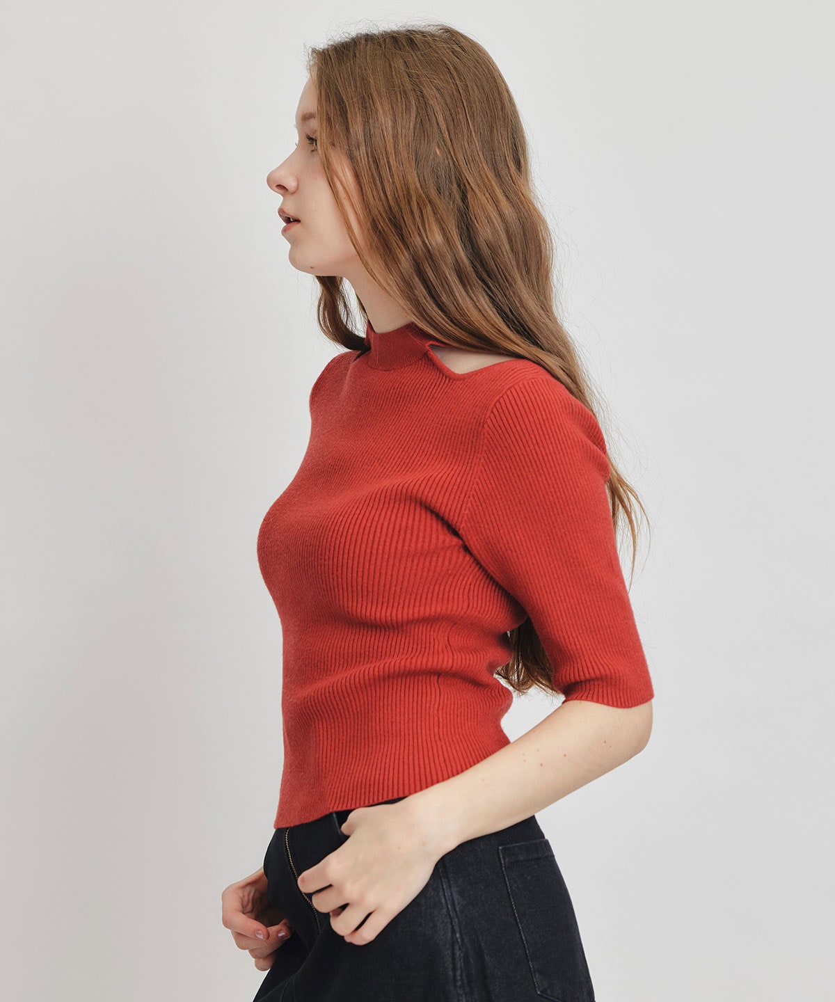 カットアウトハーフスリーブニットプルオーバー