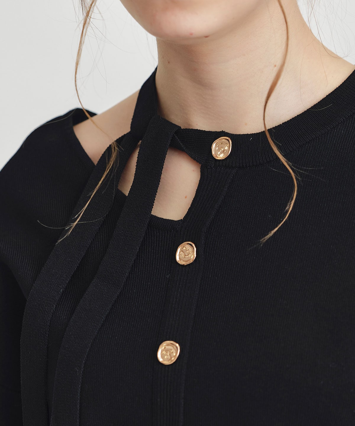 アシメカットデザインハーフスリーブニットプルオーバー