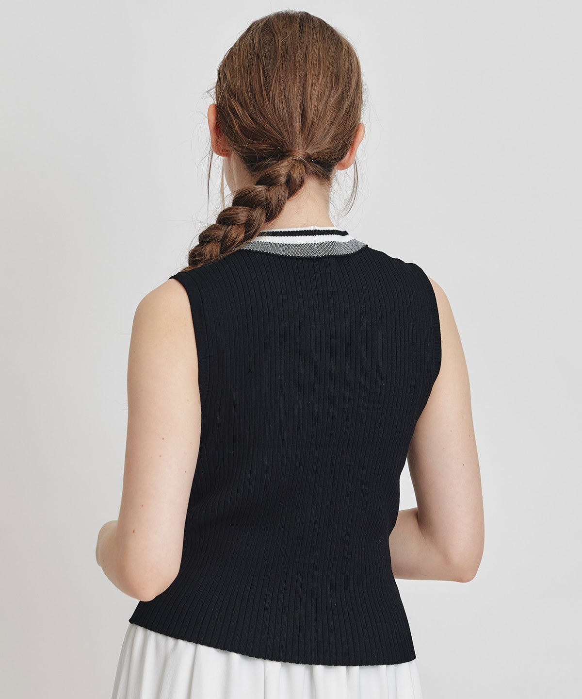 ストライプリボンタイノースリーブリブニット