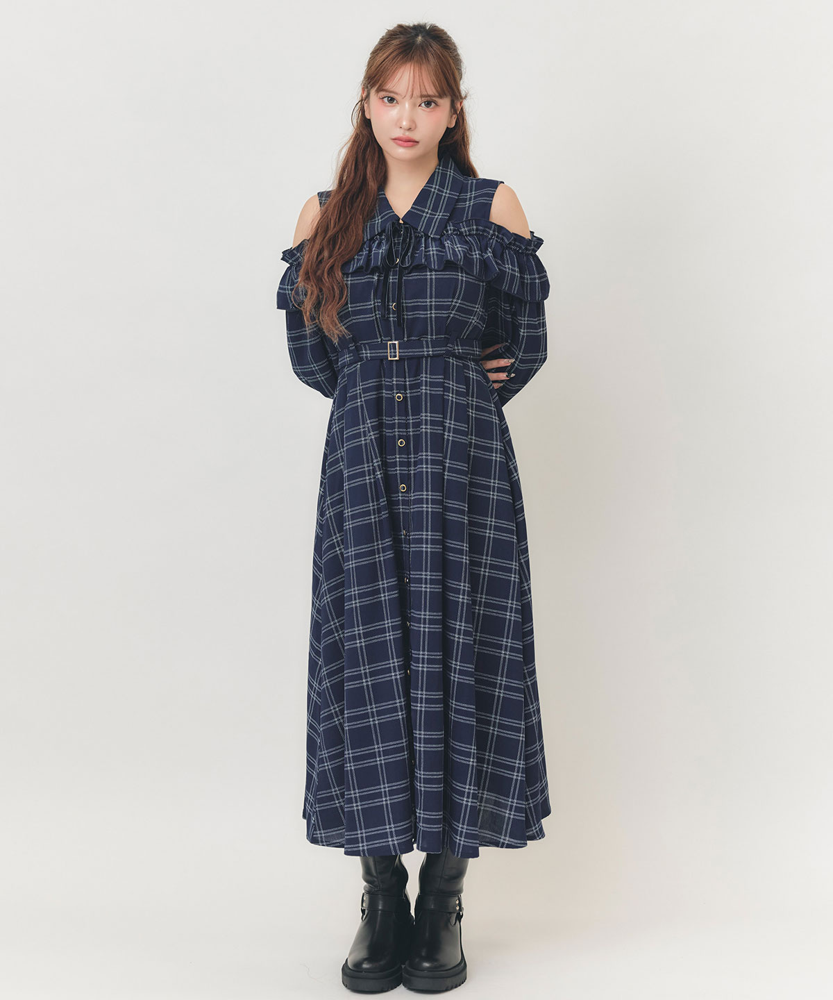【=LOVE 大場花菜さん着用】フリルチェックオープンショルダーリボンタイロングフリルワンピース