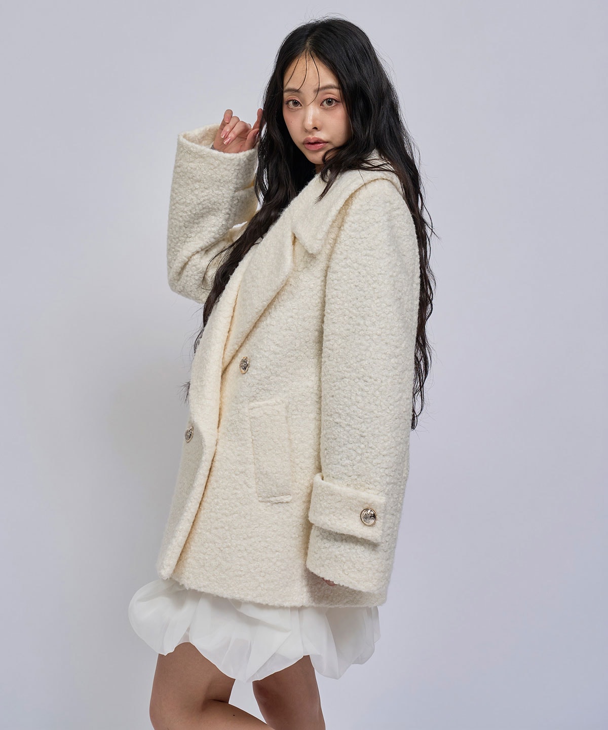 【=LOVE 大場花菜さん着用】GOLDボタンボアダブルコート