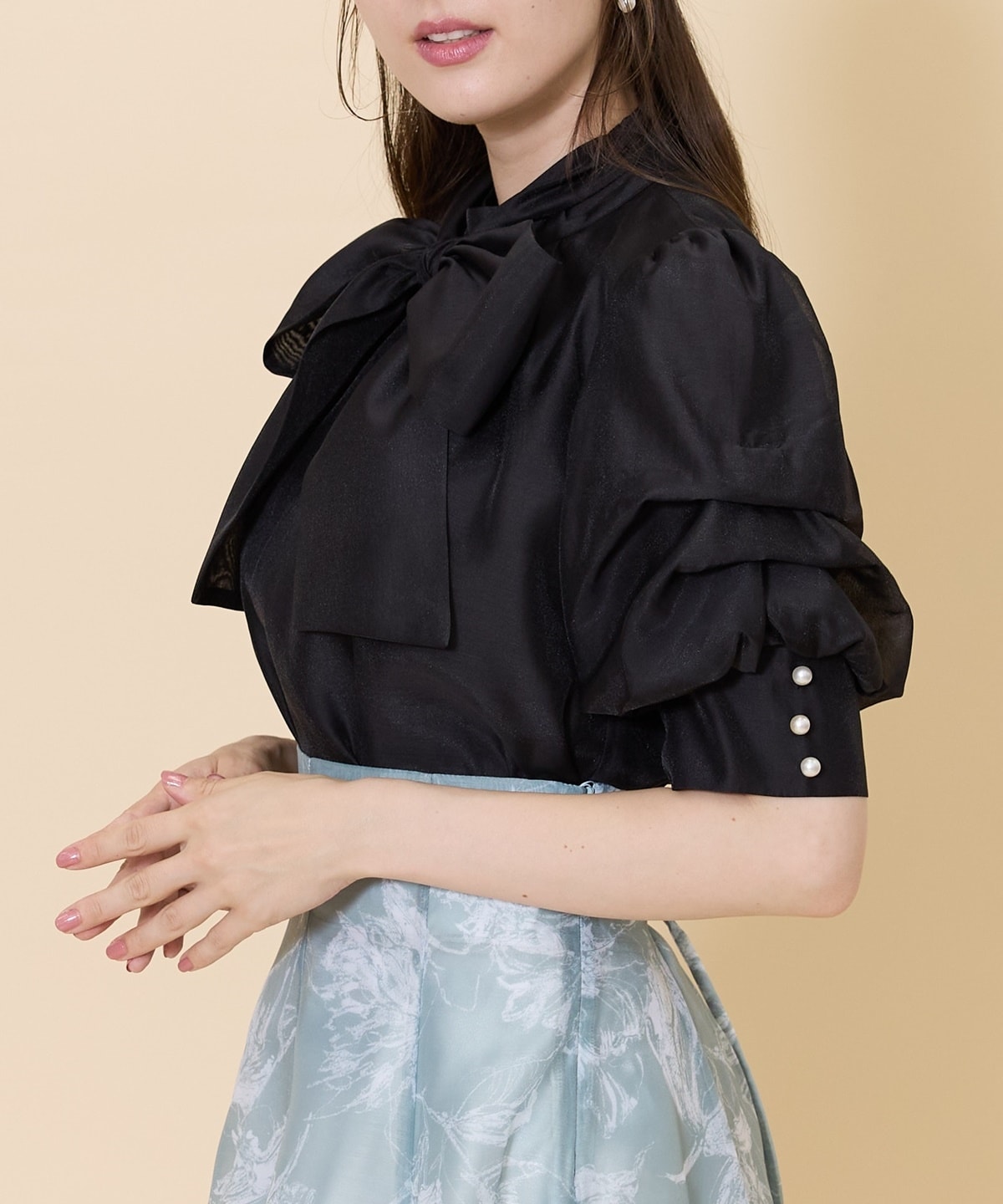タックスリーブシアーボウタイブラウス