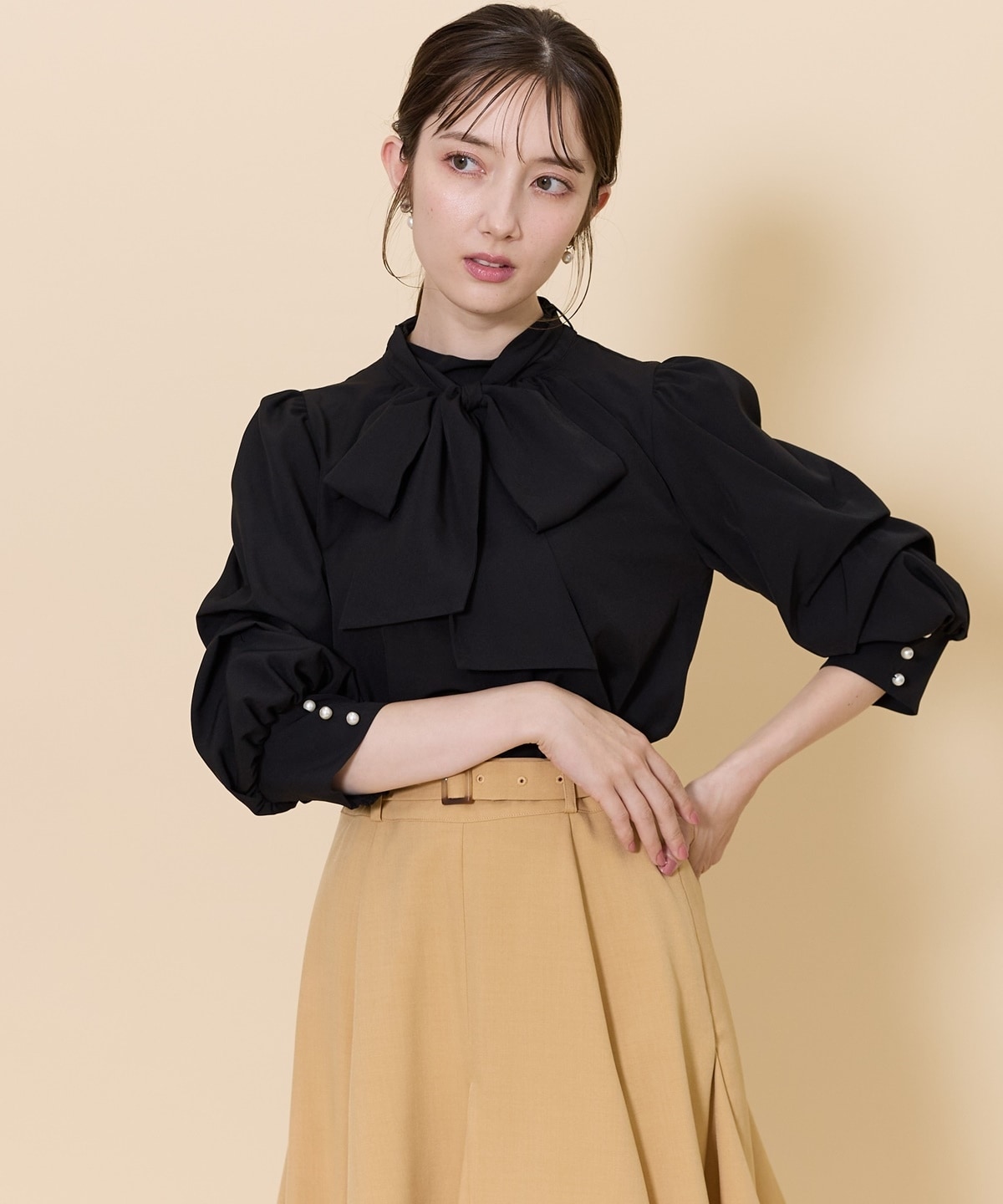 AUTUMNタックスリーブボウタイブラウス