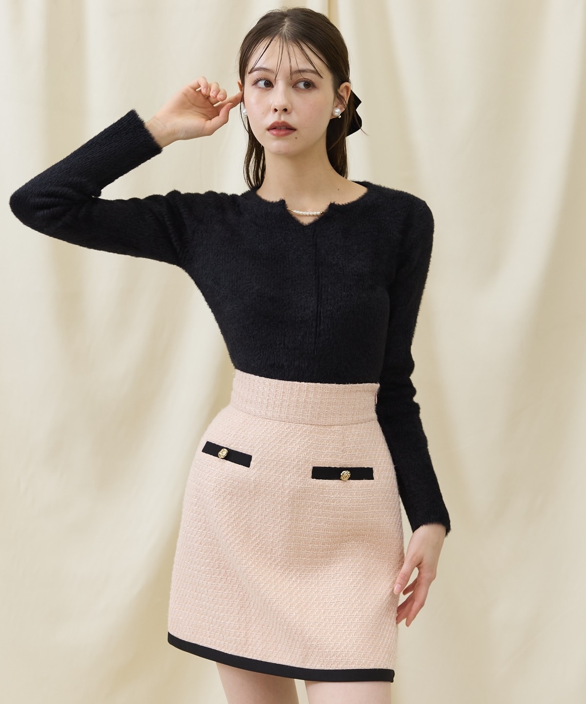 ショートフェザーパールキーネックニットプルオーバー