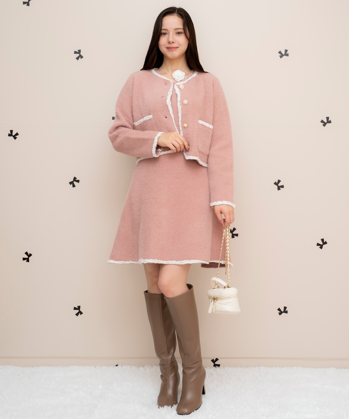 ブレード付きフェザーヤーンジャケット×ワンピース