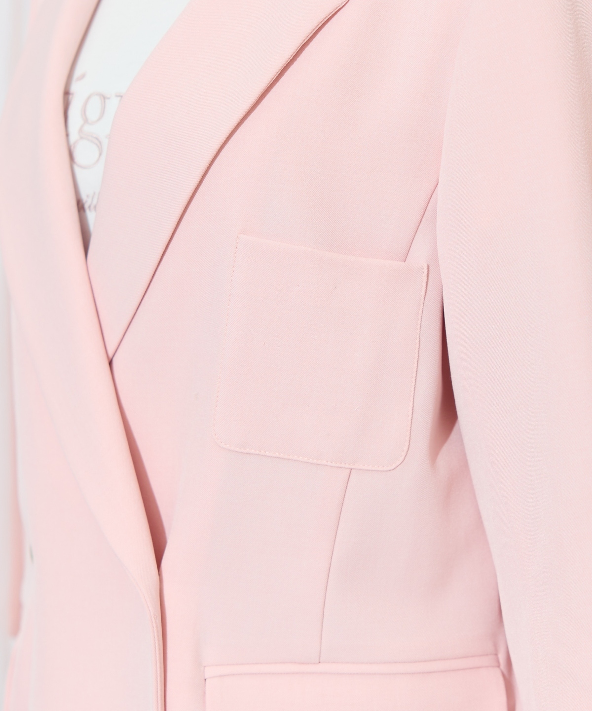 エンブレム付きテーラードジャケット