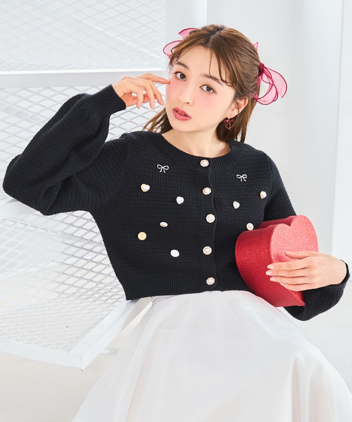 シャイニービジューカーディガン