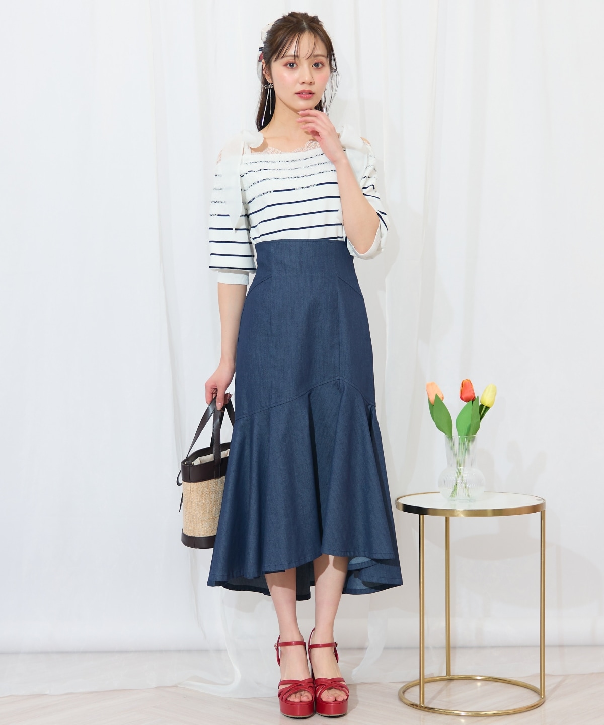 レーストリミング肩リボンニット