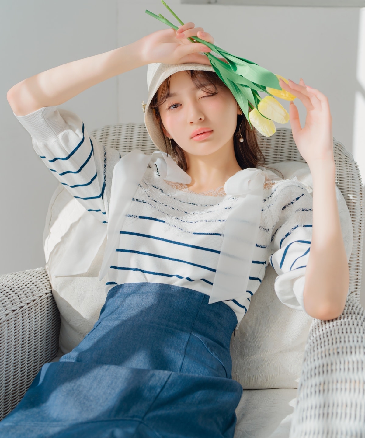 レーストリミング肩リボンニット