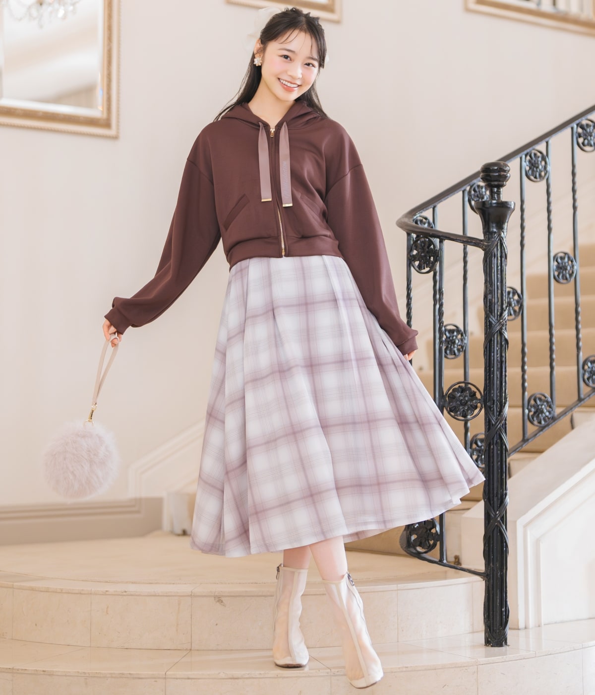 ロゴテープパーカー