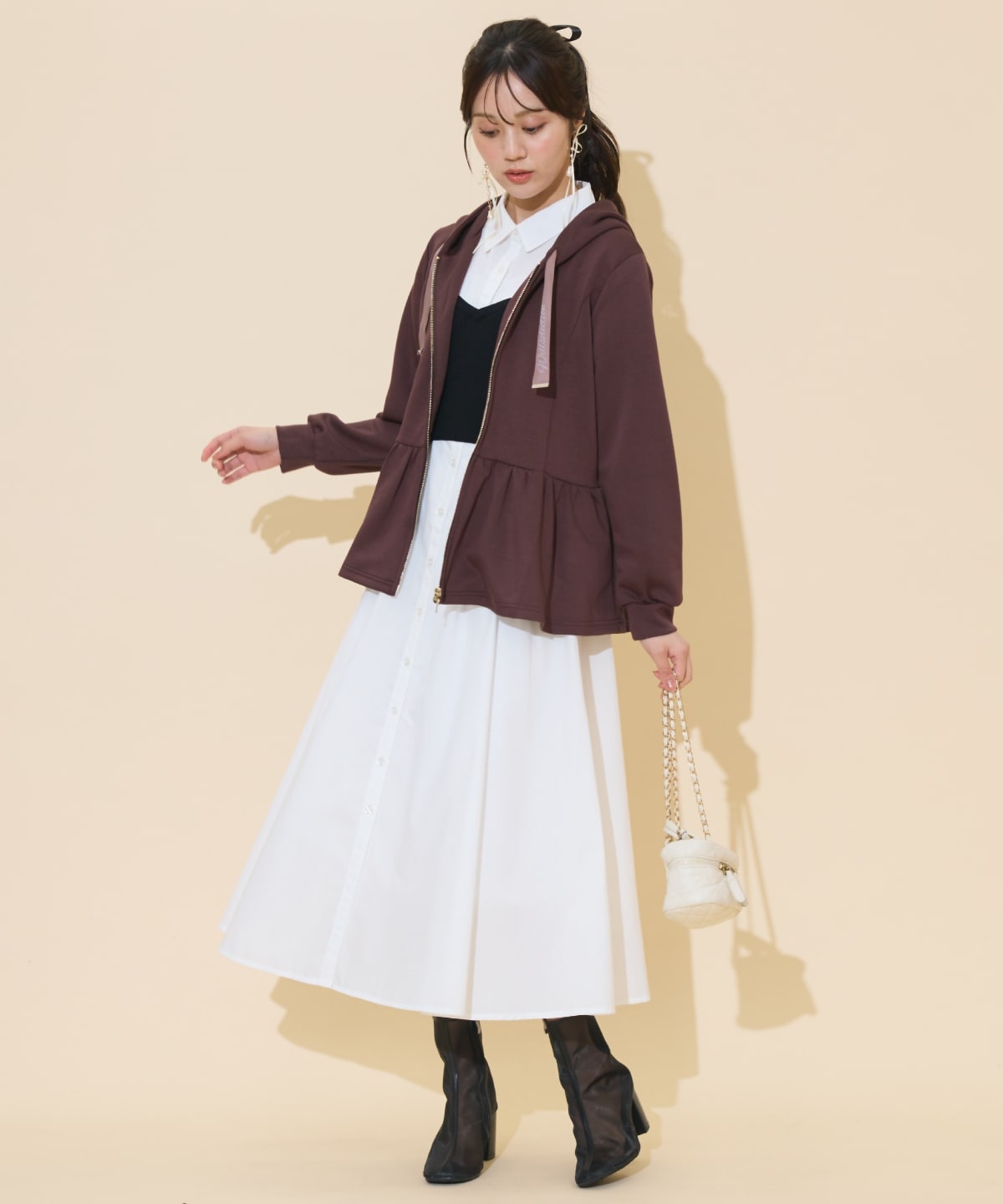 ペプラムパーカー