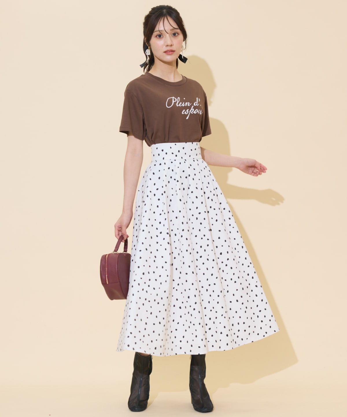 ドロップショルダーロゴTシャツ