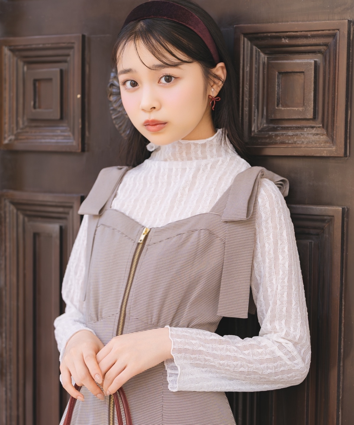 メロウハイネックトップス