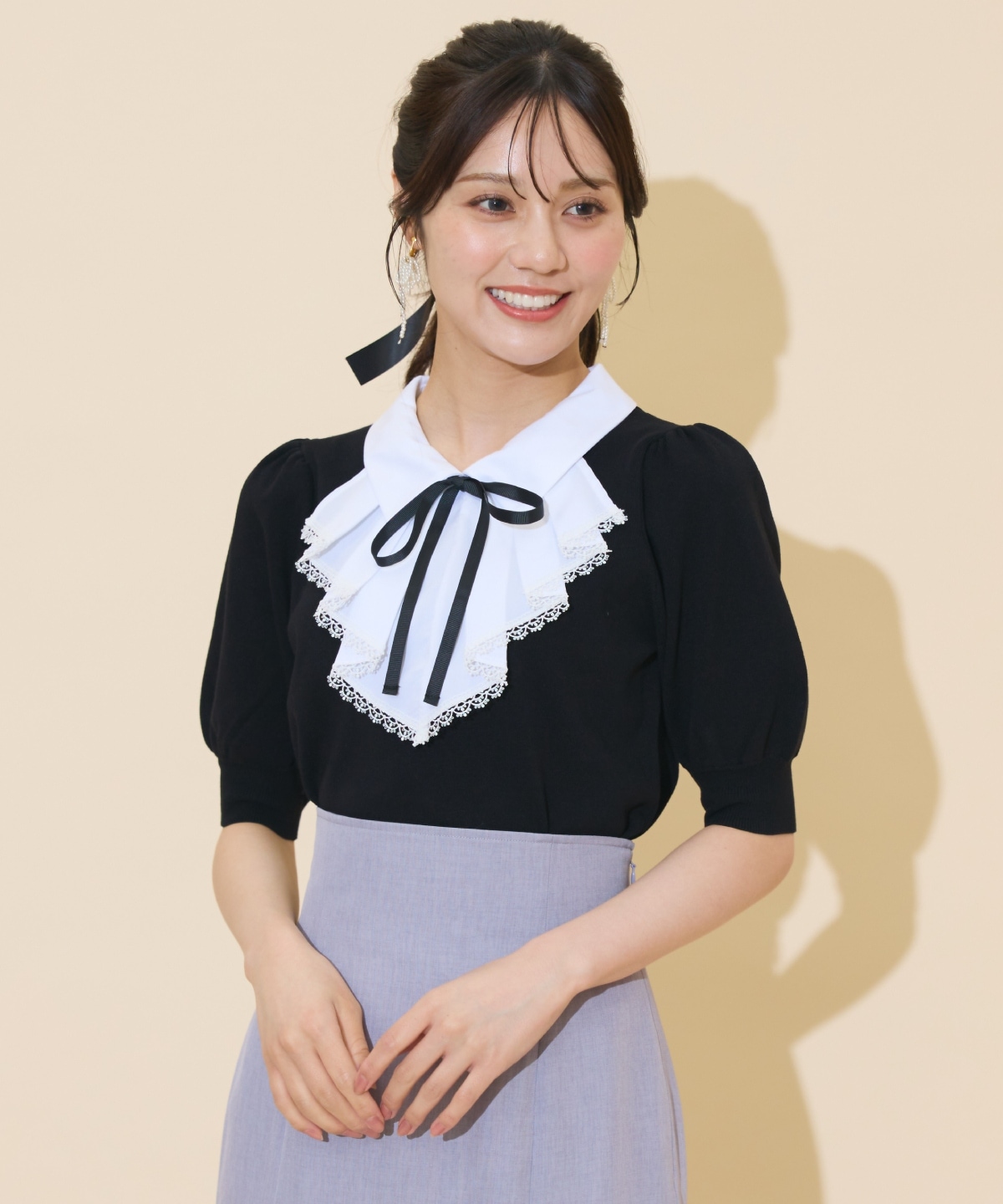 レースラッフルプルオーバー