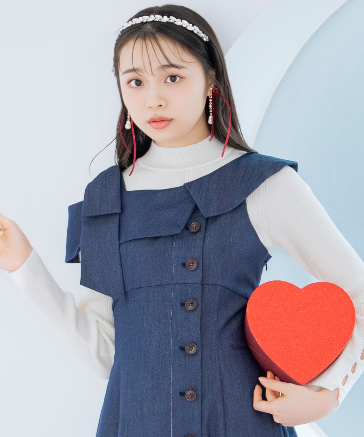 アシンメトリーリボンショルダーワンピース