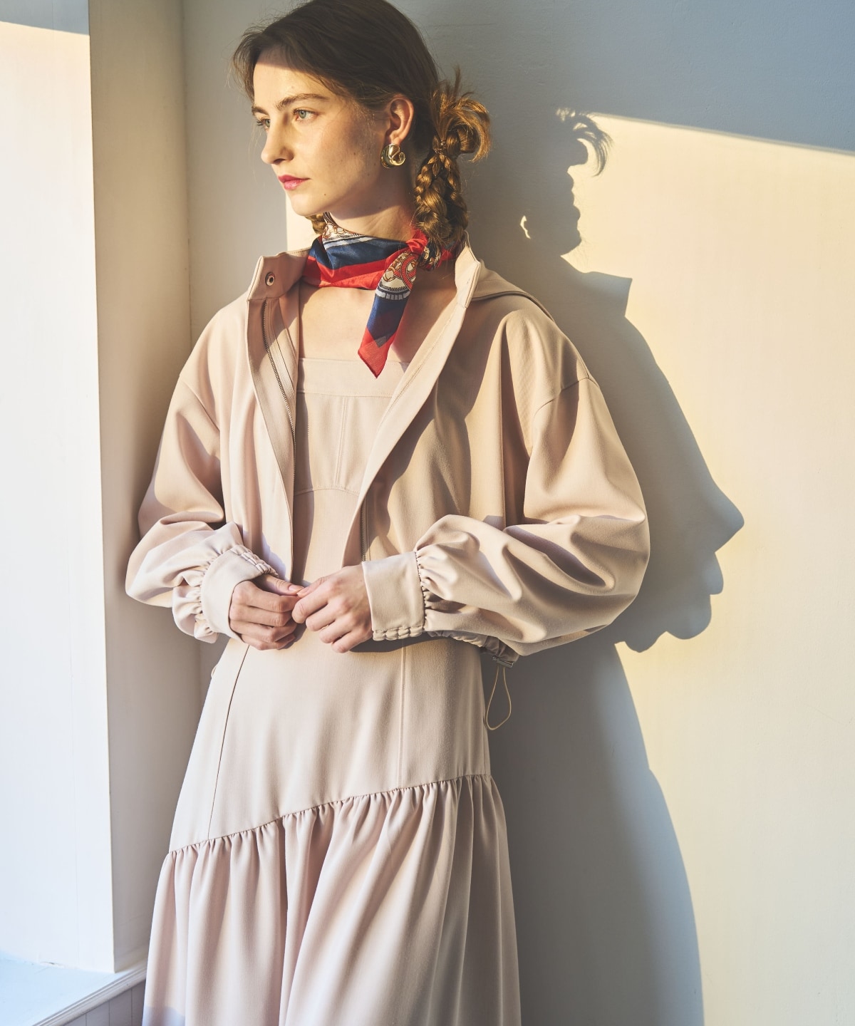 クロップドフーディ＋ティアードワンピース