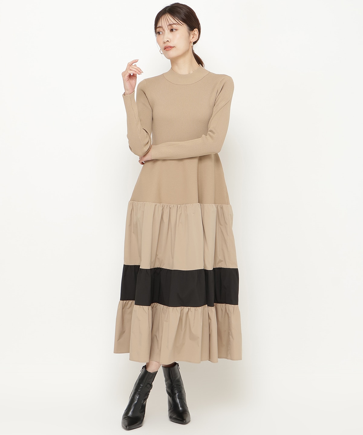 布帛ティアードドッキングワンピース