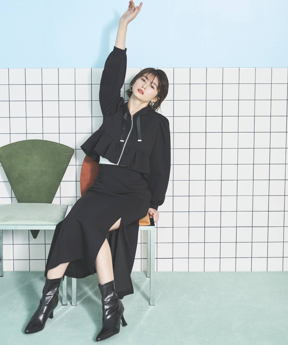 ペプラムパーカーセットアップ