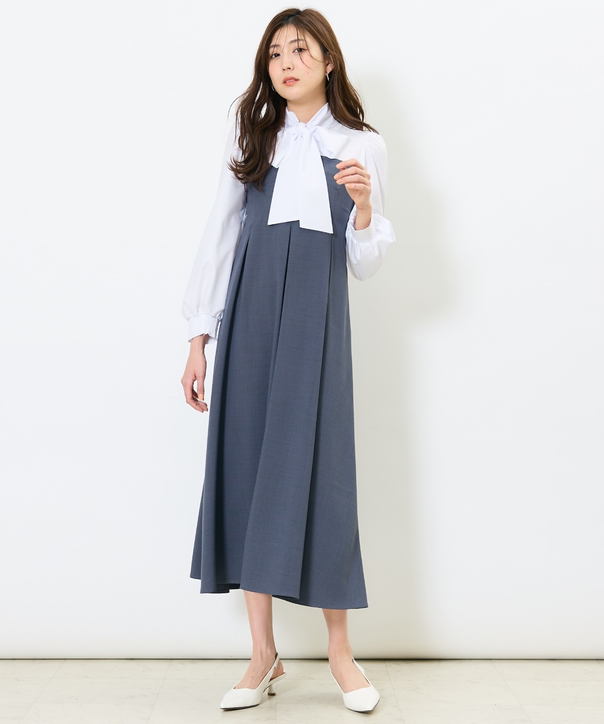 ヨーク切替リボンタイワンピース